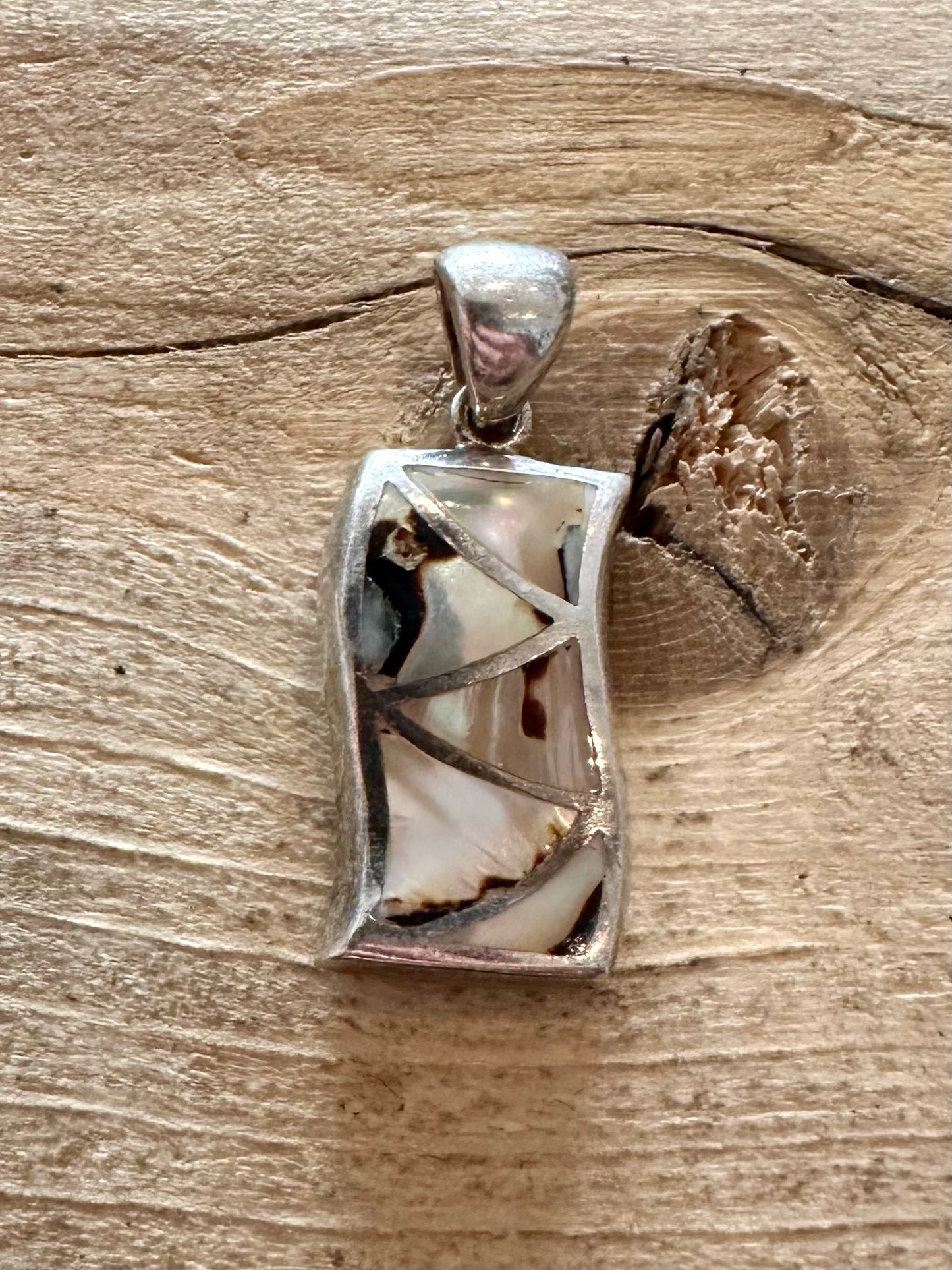 Abstract Mother of Pearl Wavy Rectangle 925 Silver Pendant