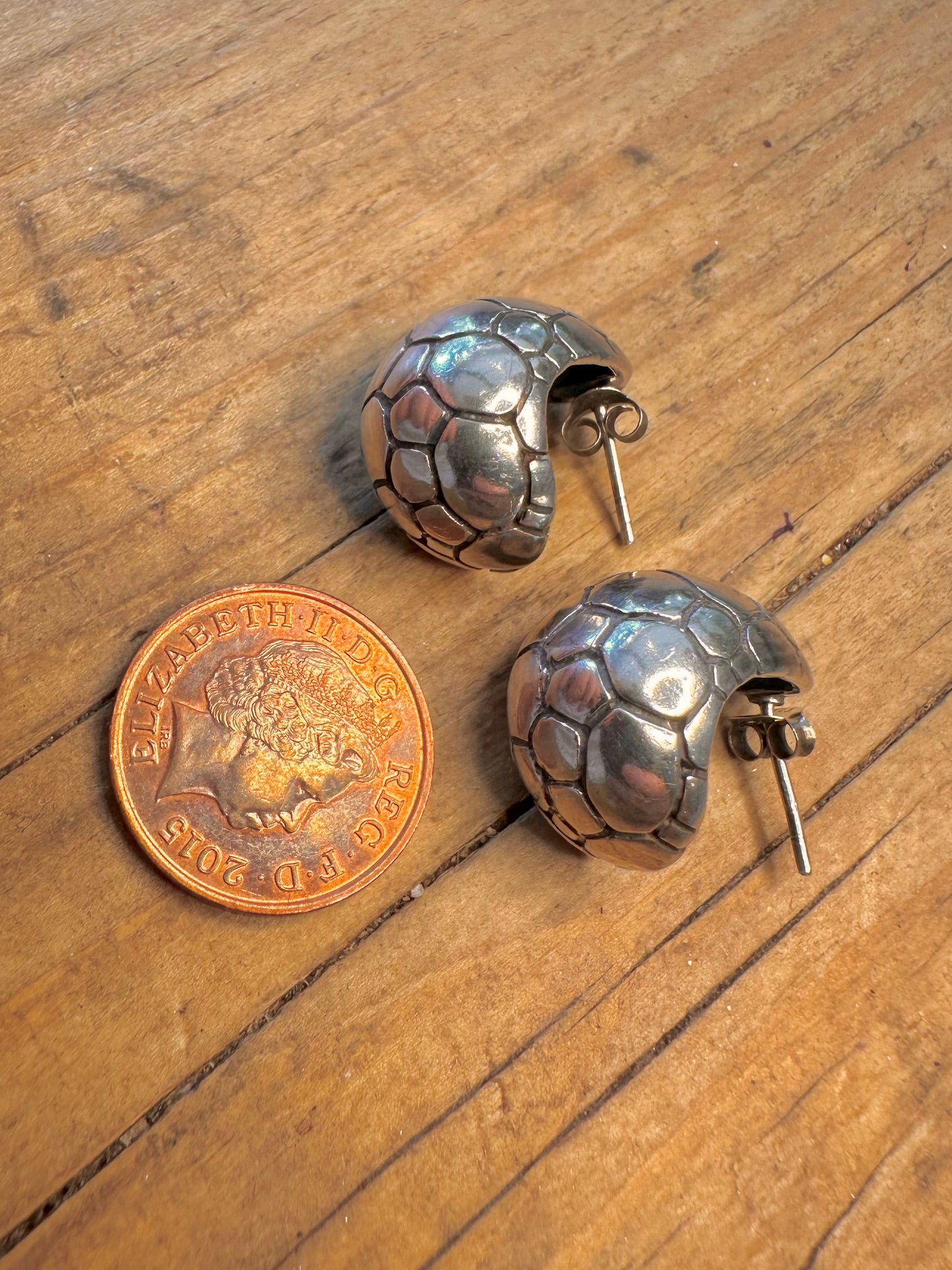 Tiffany Style Alligator Style Dome 925 Sterling Silver Earrings