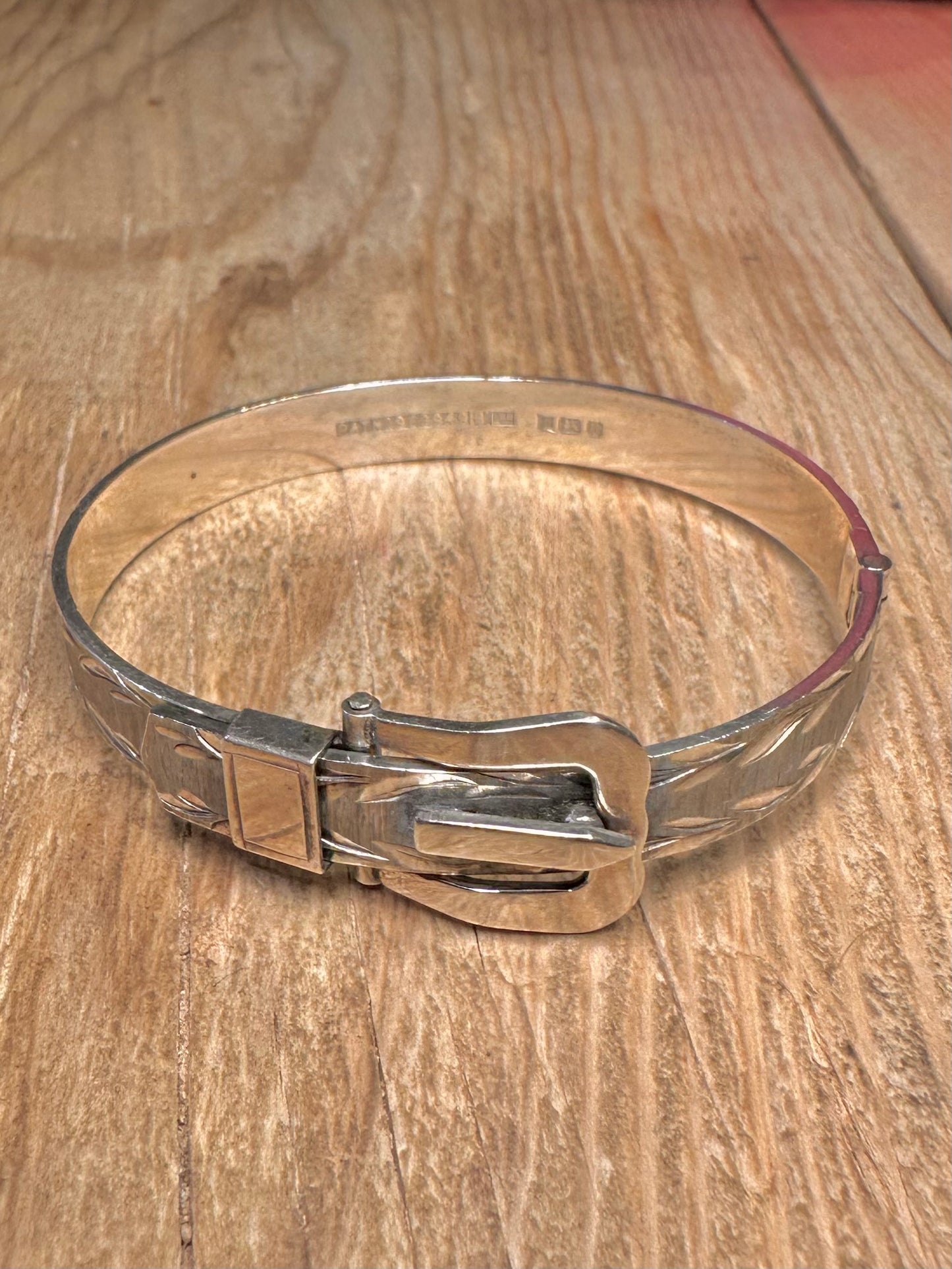 Vintage 1976 Buckle Belt Textured 925 Sterling Silver Bangle