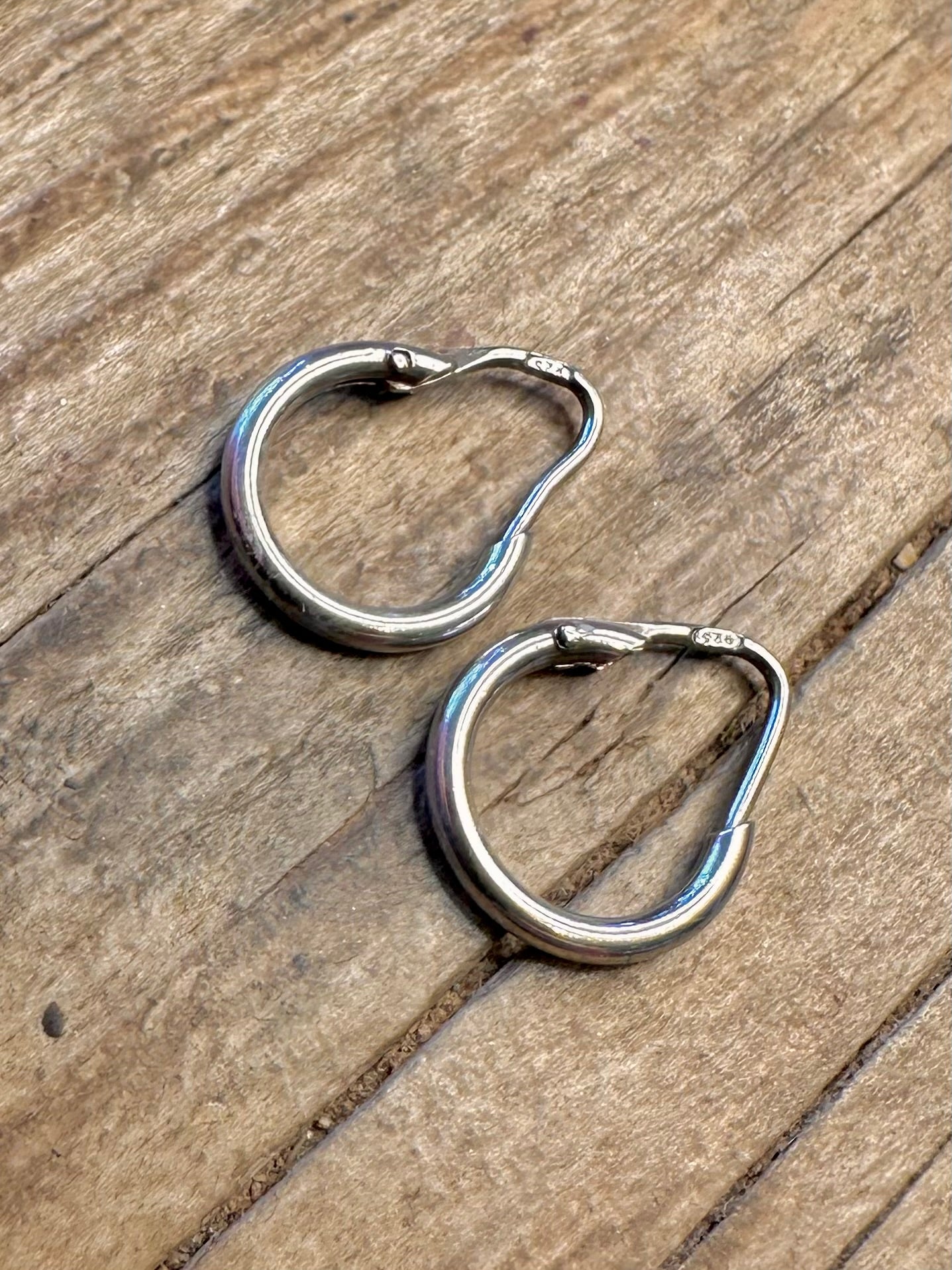 Kleine Creolen aus 925er Sterlingsilber