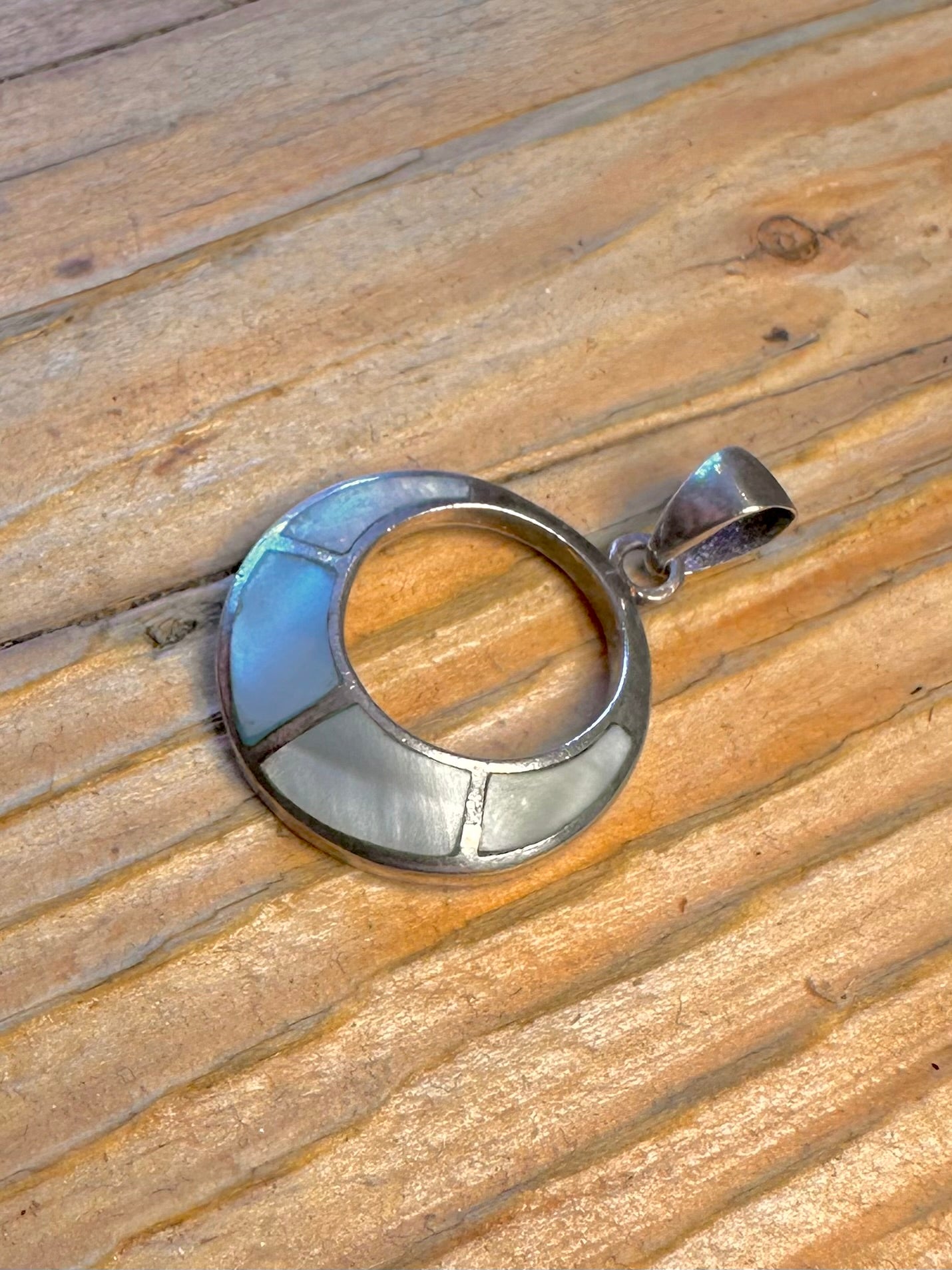 Blue Mother of Pearl Circle 925 Sterling Silver Pendant