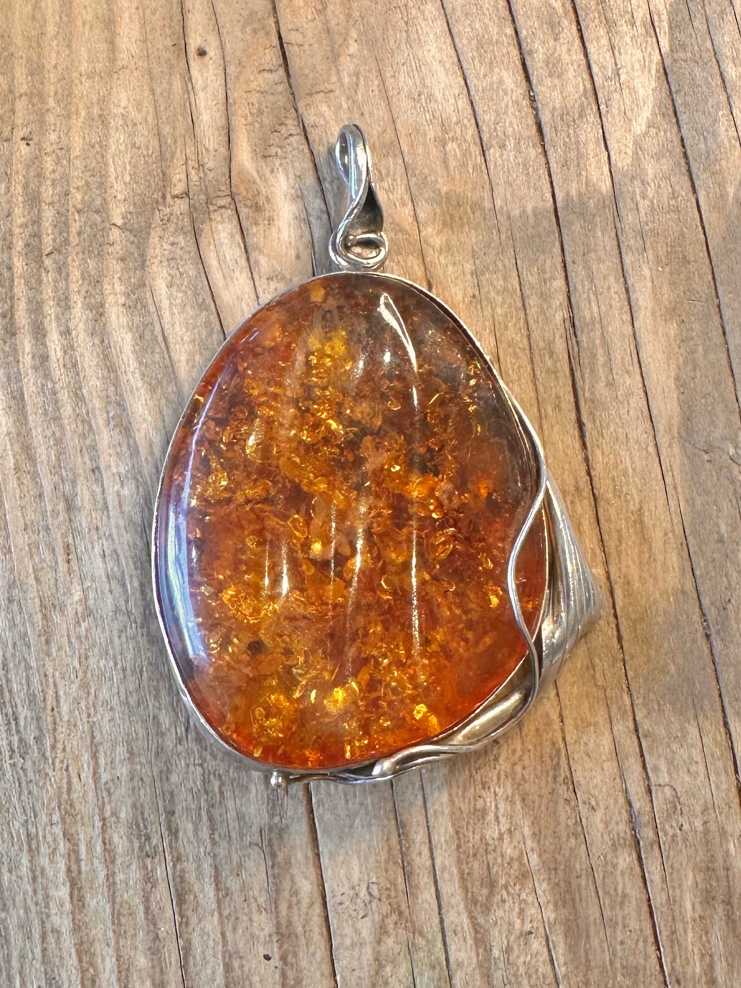 Vintage Large Baltic Amber Floral Leaf Design Setting 925 Sterling Silver Pendant