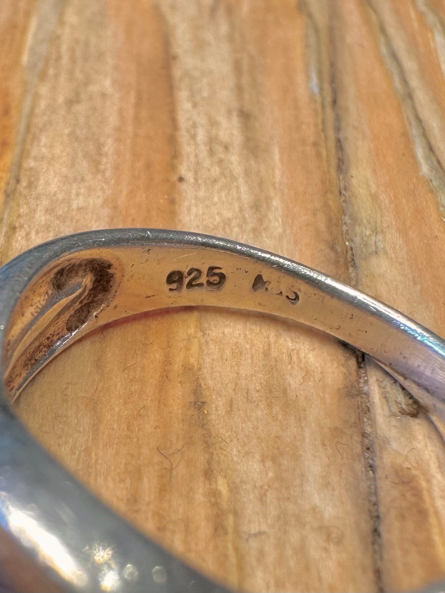 Abstrakter, verdrehter Ring aus 925er Sterlingsilber, Größe R