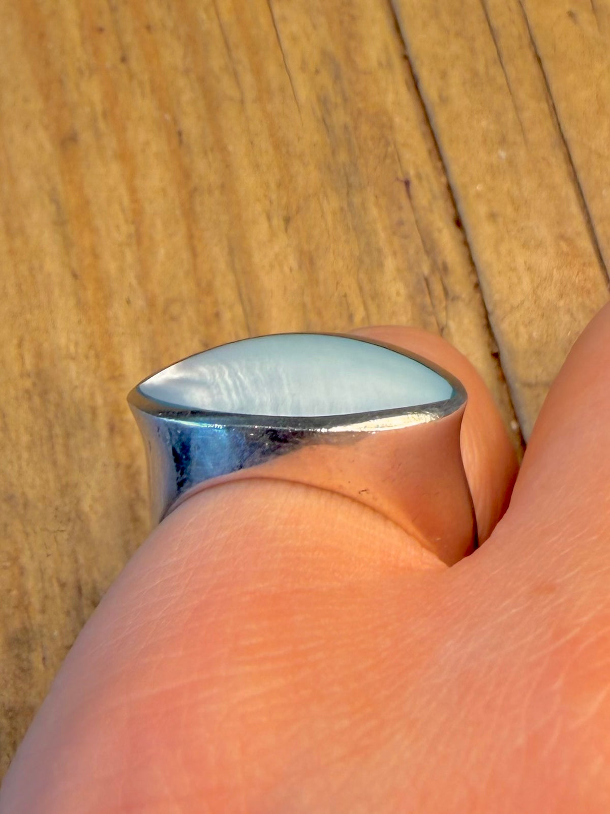 Modernist Blue Mother of Pearl 925 Sterling Silver Size N Ring