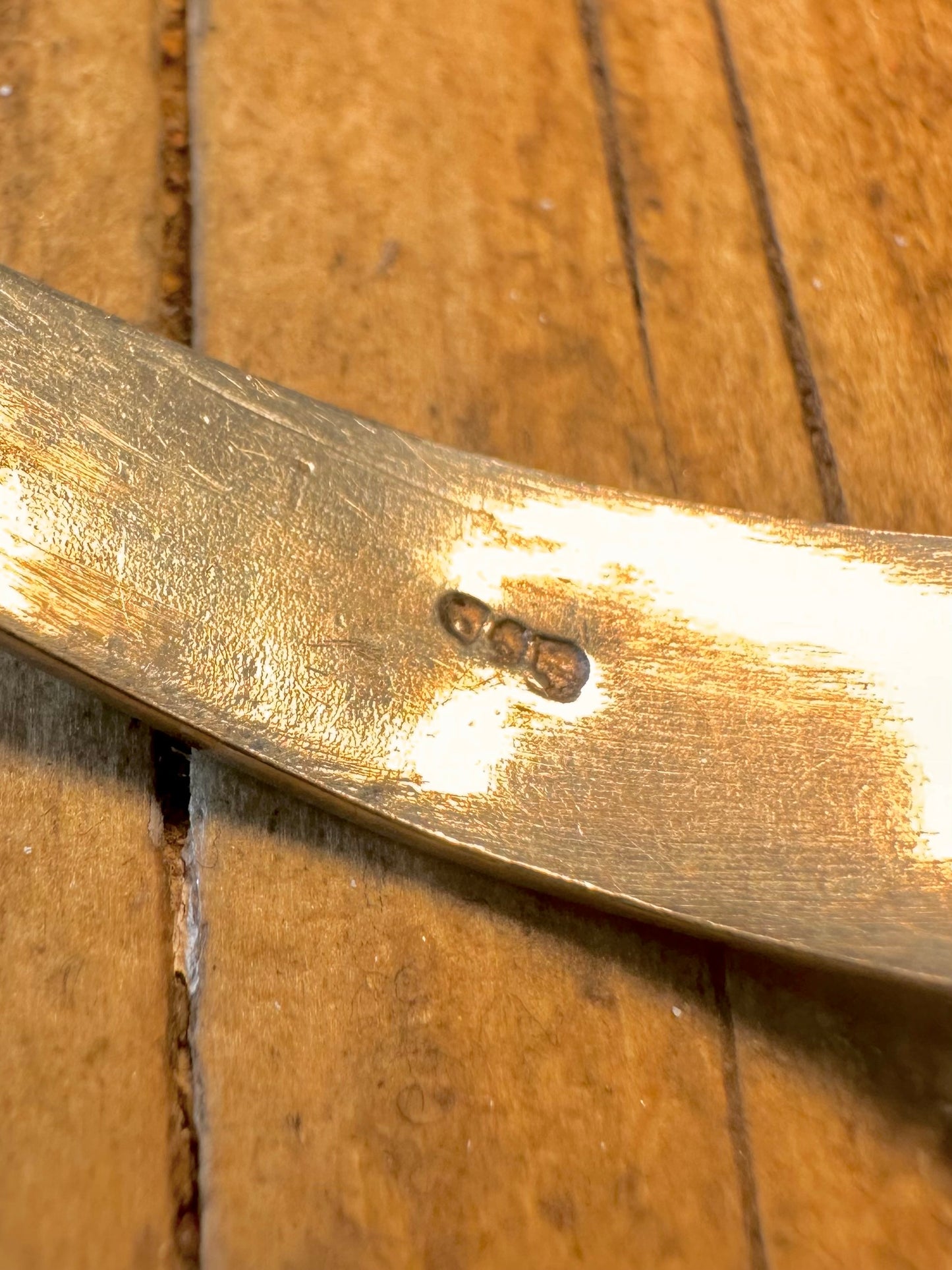 Opal- und Türkis-Rindeneffekt-Armreif aus 925er Sterlingsilber