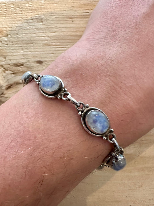 Vintage Oval Moonstone 925 Silver 7.5 inch Bracelet