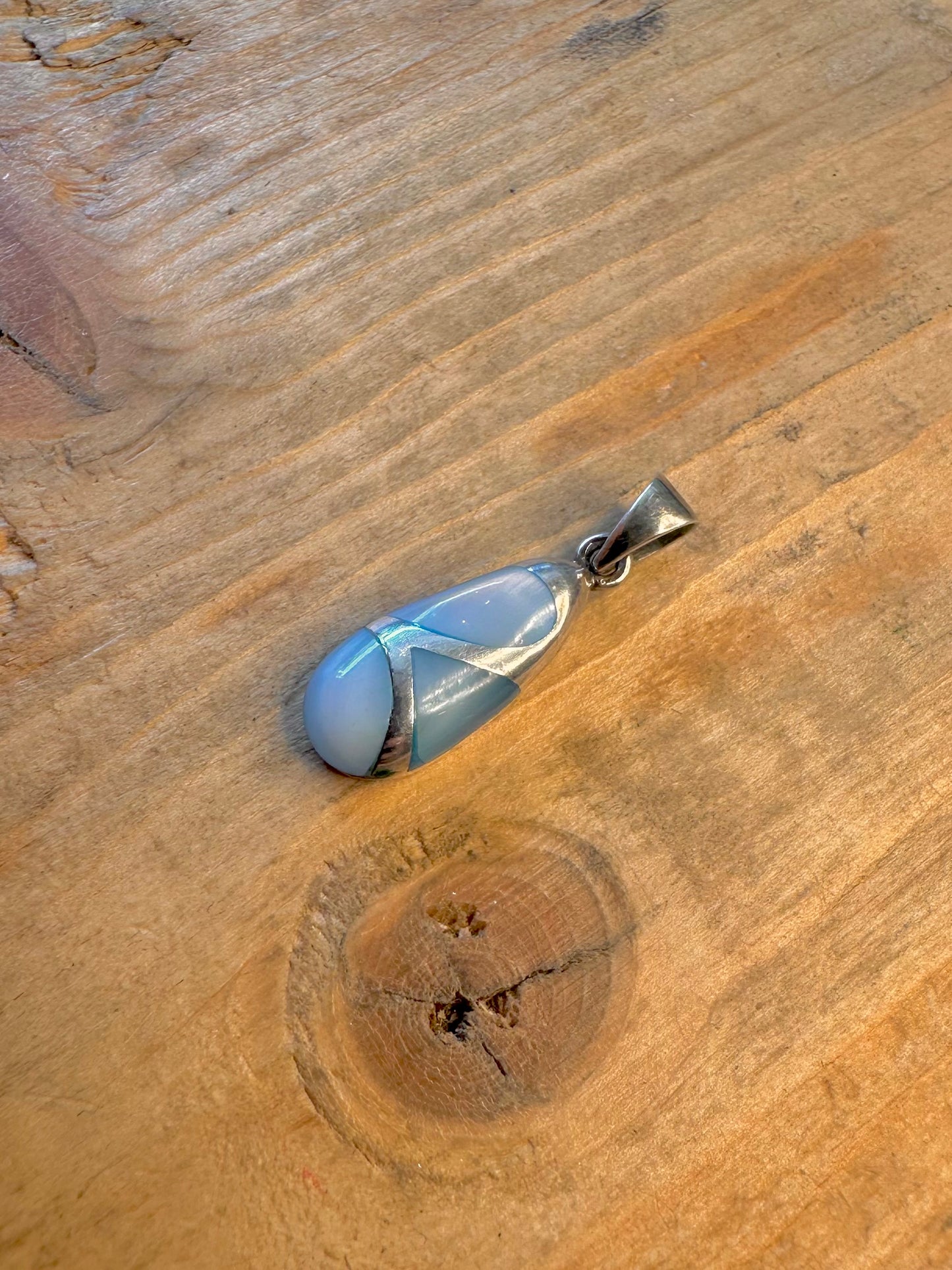 Blue Mother of Pearl Teardrop 925 Sterling Silver Pendant