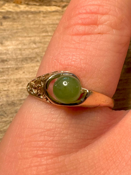 Modern Abstract Jade Ball Gold on 925 Silver Size N Ring
