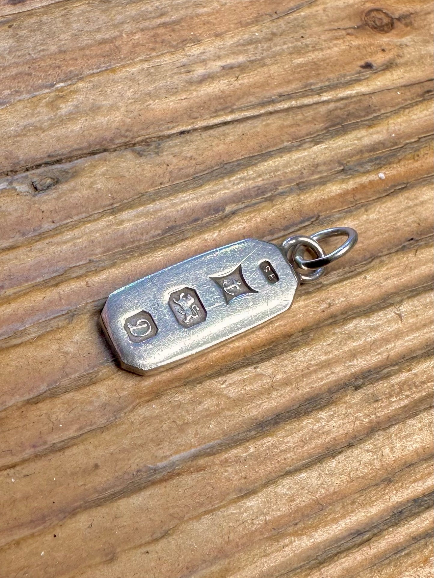 Ingot 1978 Maker SE Birmingham 925 Sterling Silver Pendant