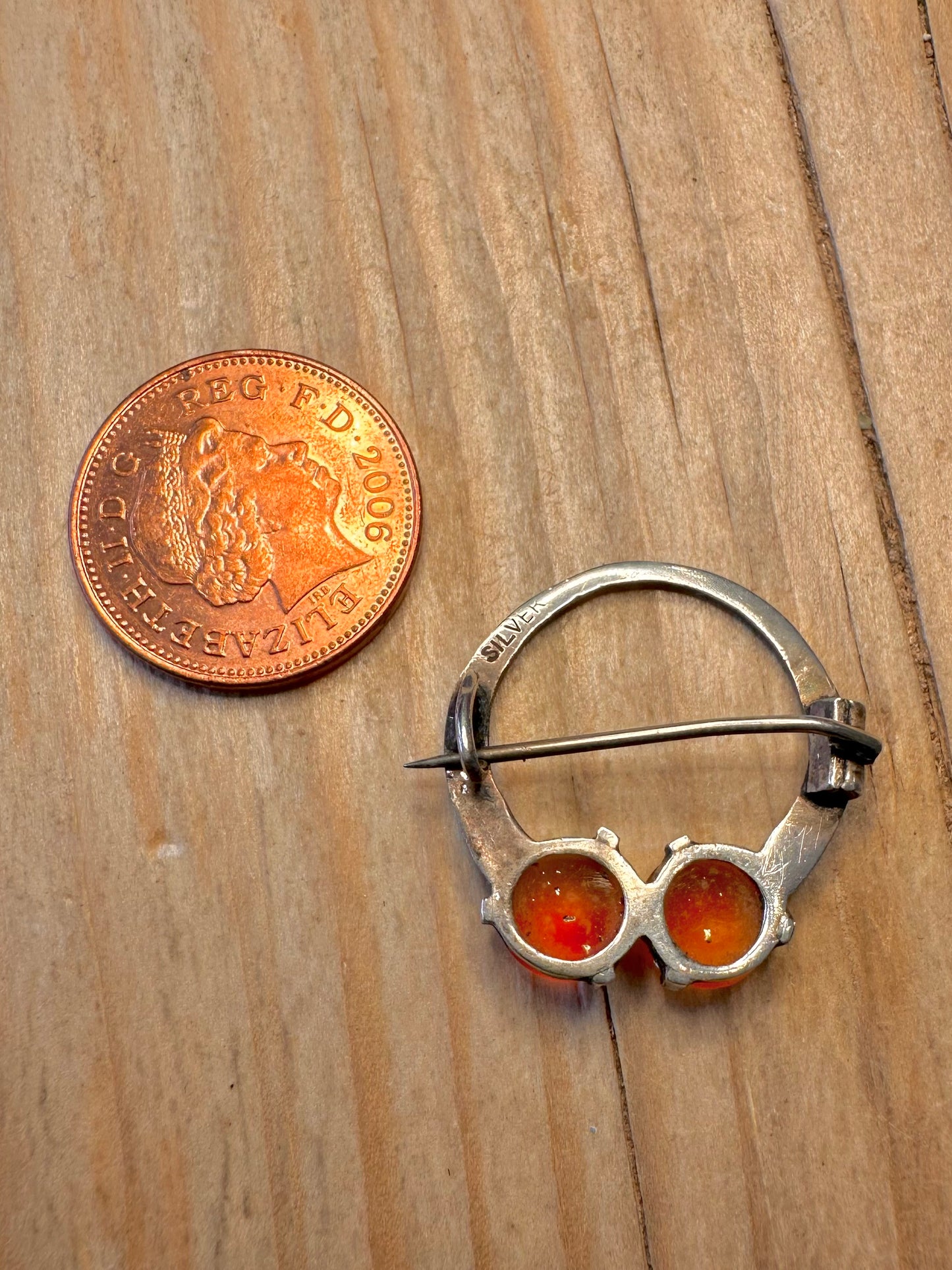 Vintage Celtic Carnelian 925 Sterling Silver Brooch