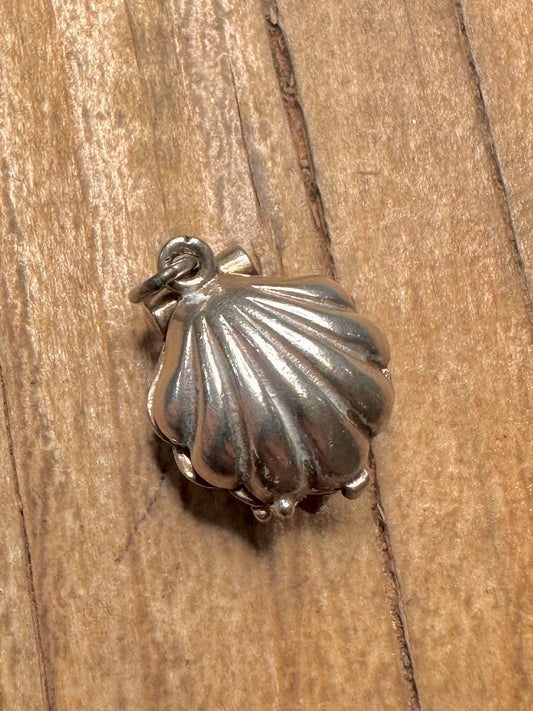 Vintage Shell with Pearl 925 Sterling Silver Charm Pendant