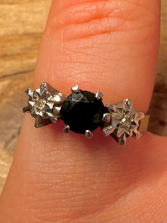 Vintage 1980 9ct Gold Sapphire and Diamond Size L Ring