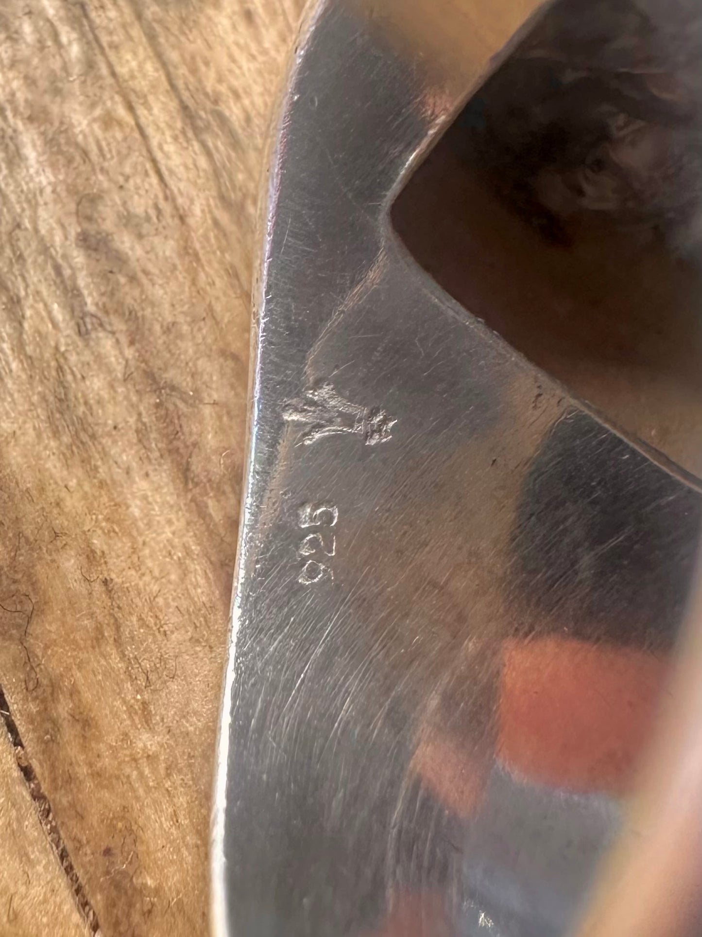 Kunsthandwerklicher klobiger grauer glitzernder Rohstein 925 Sterling Silber Ring Größe S