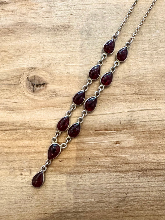 Vintage Garnet Red 925 Silver 16.3 inch Necklace