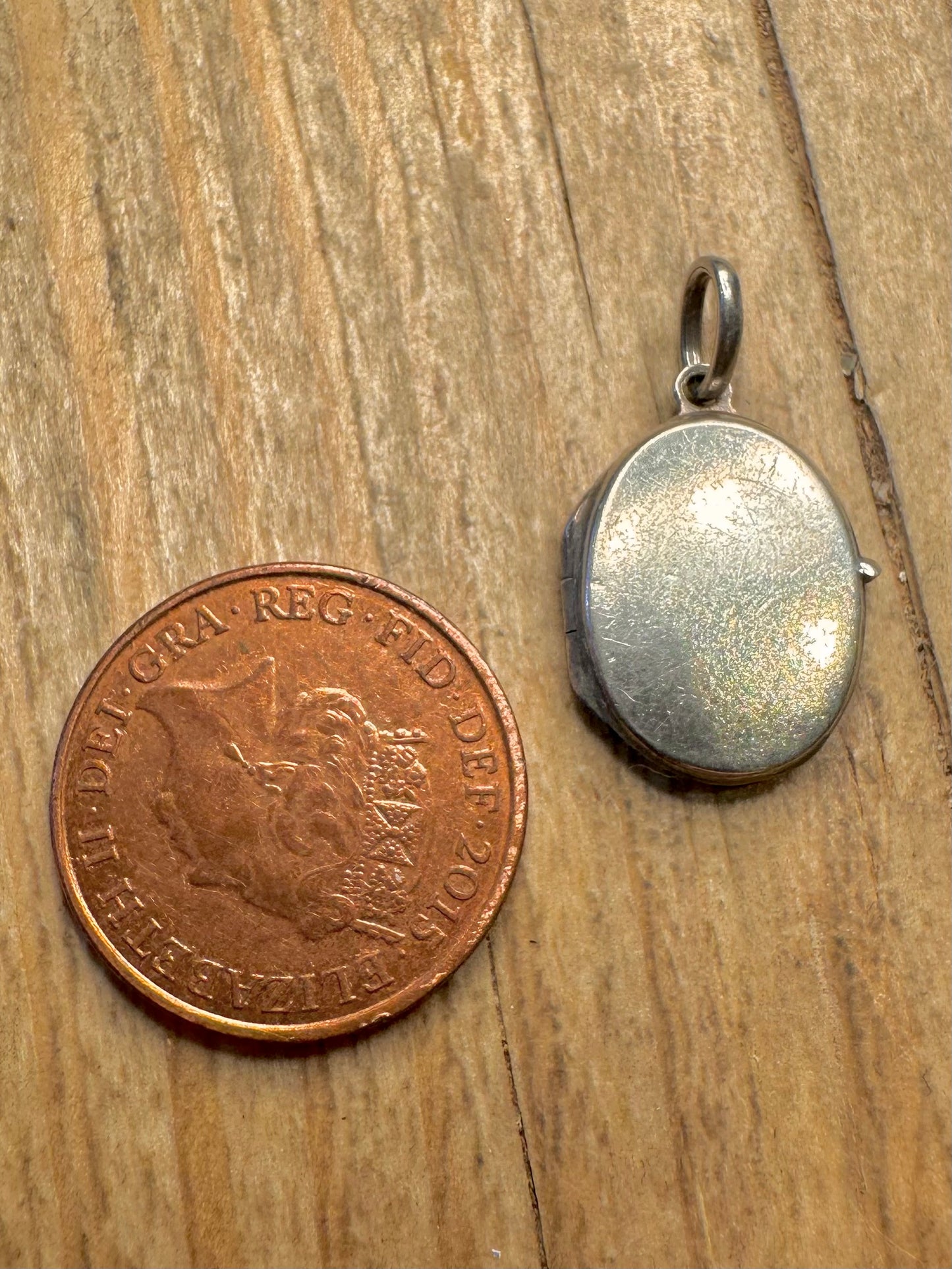 Vintage Oval Engraved Locket 925 Sterling Silver Pendant