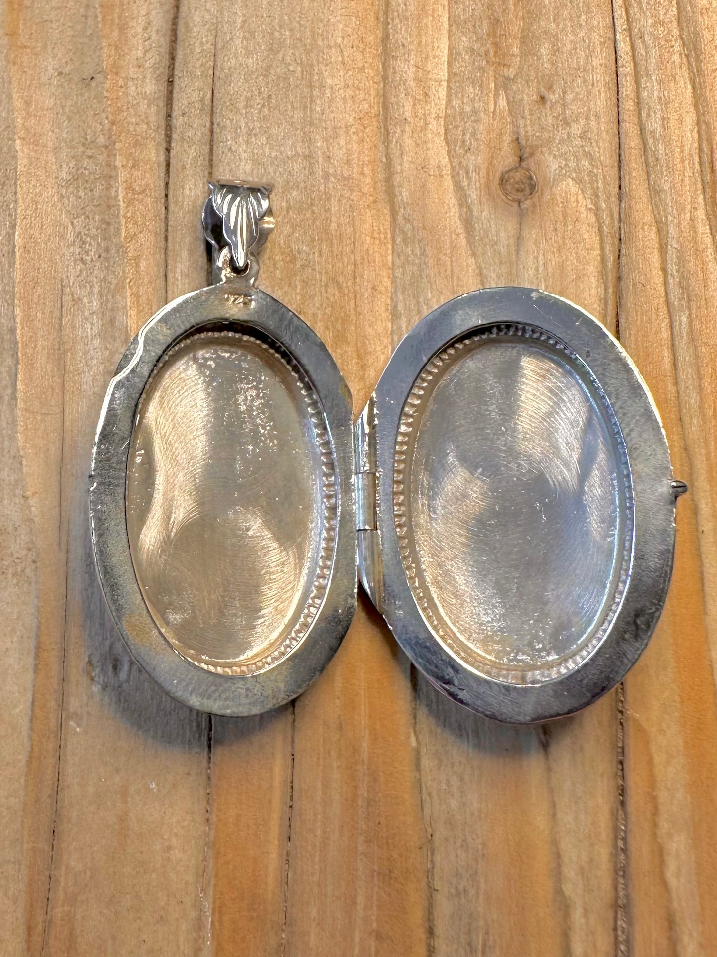 Vintage Victorian Style Engraved Locket 925 Silver Pendant