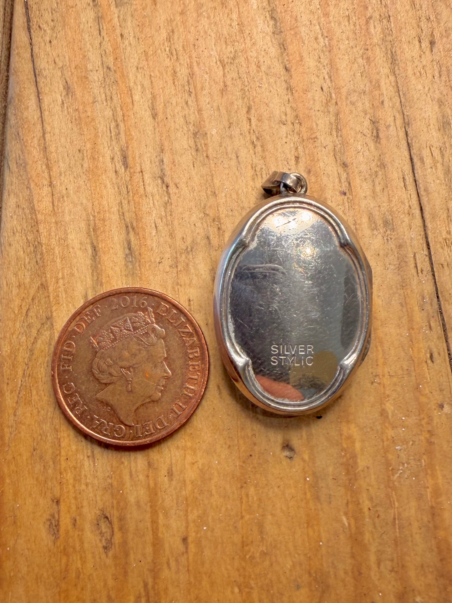 Red Stone Rose Oval Locket 925 Sterling Silver Pendant