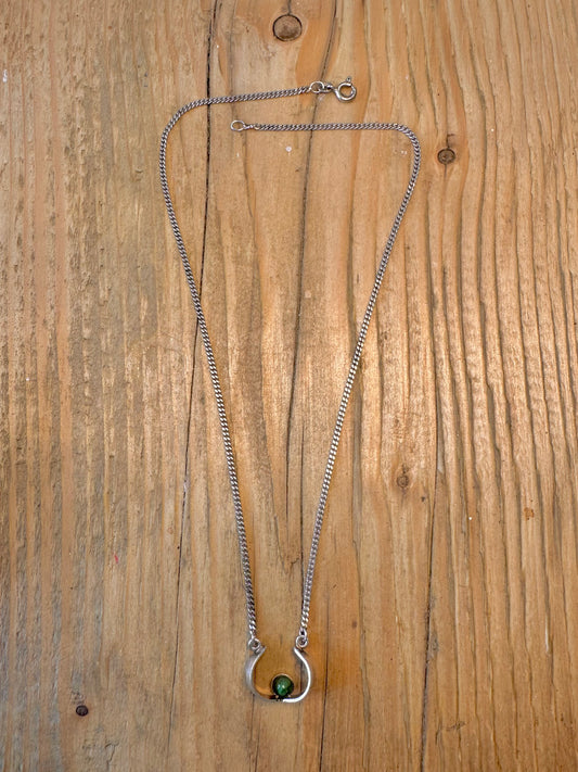 Abstract Green Stone Curb Chain 925 Sterling Silver 16.5 inch Necklace