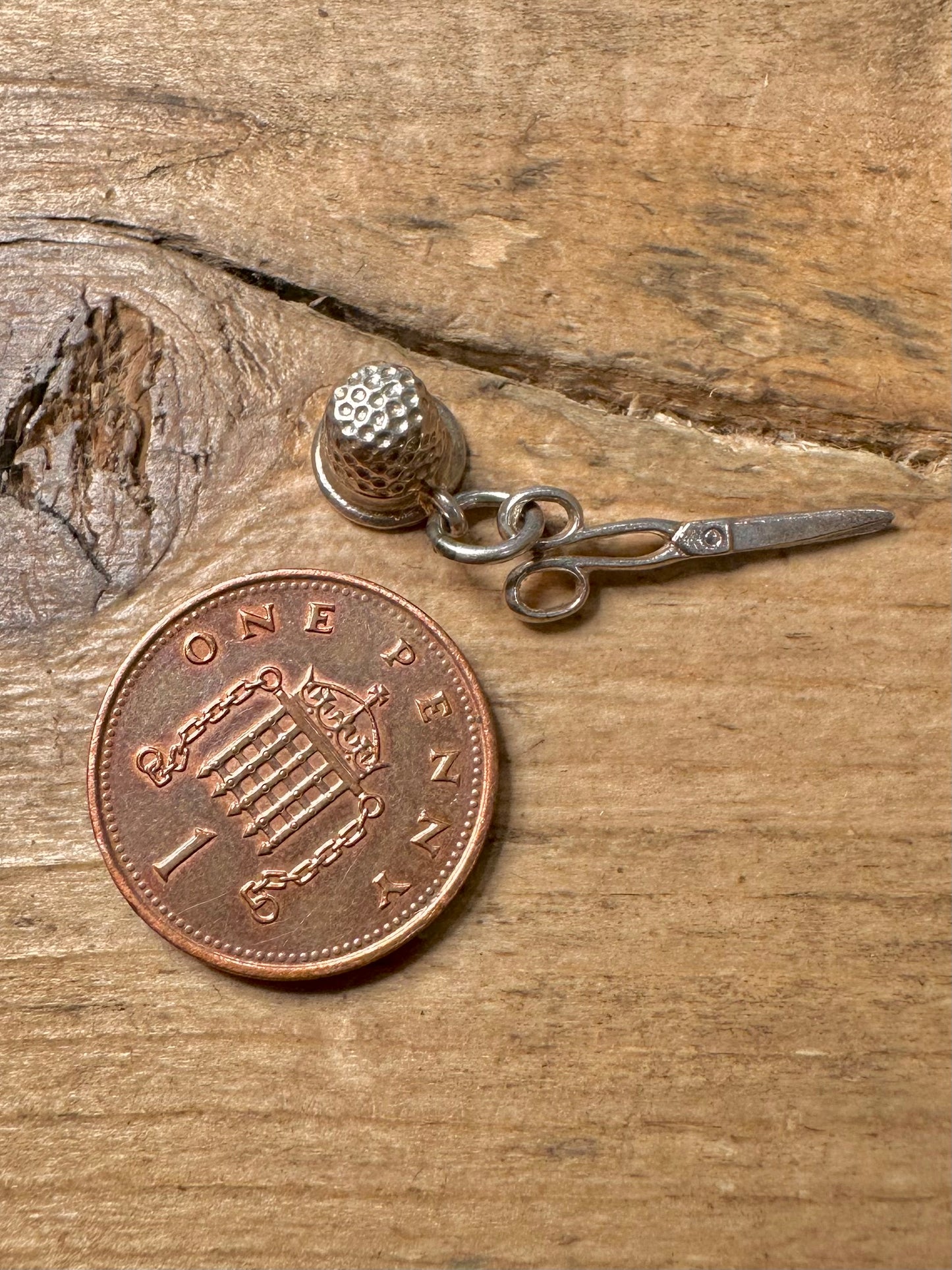 Vintage Scissors and Thimble 925 Silver Pendant