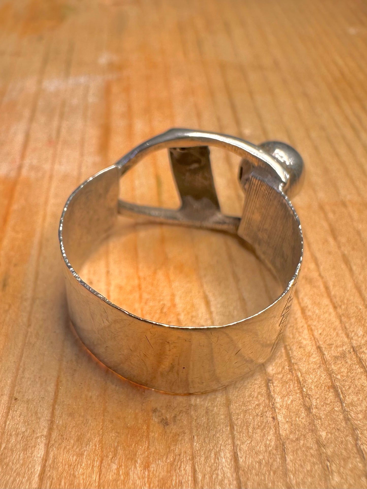 Abstrakter, handgefertigter, texturierter Ring aus 925er Sterlingsilber, Größe P1/2