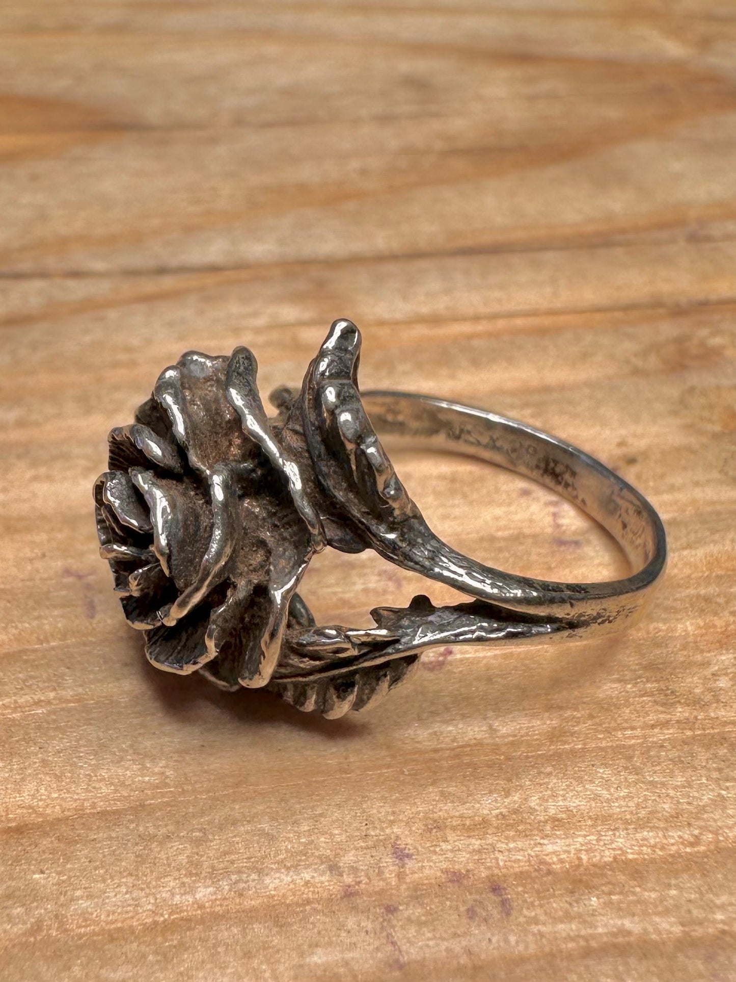 Vintage 1976 Rose 925 Sterling Silver Size J Ring