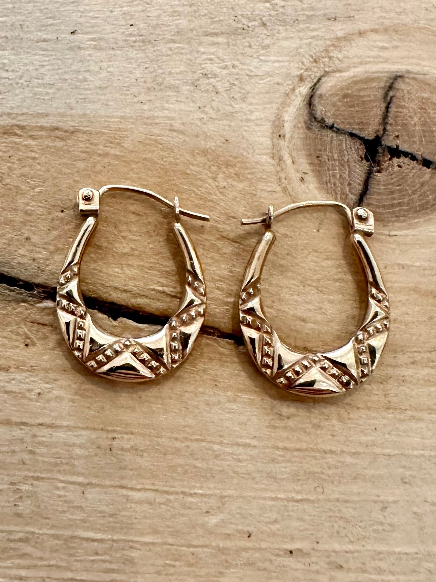 Vintage Textured Creole Hoop 9ct Gold Earrings