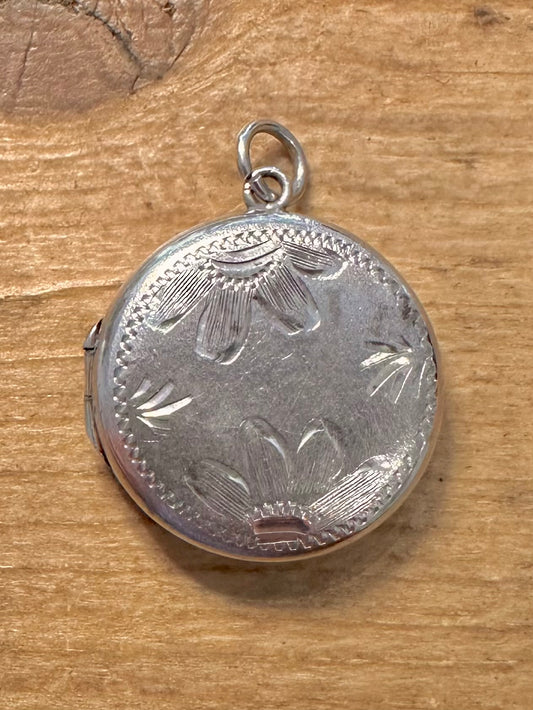 Vintage Floral Design Circle 925 Silver Locket Pendant