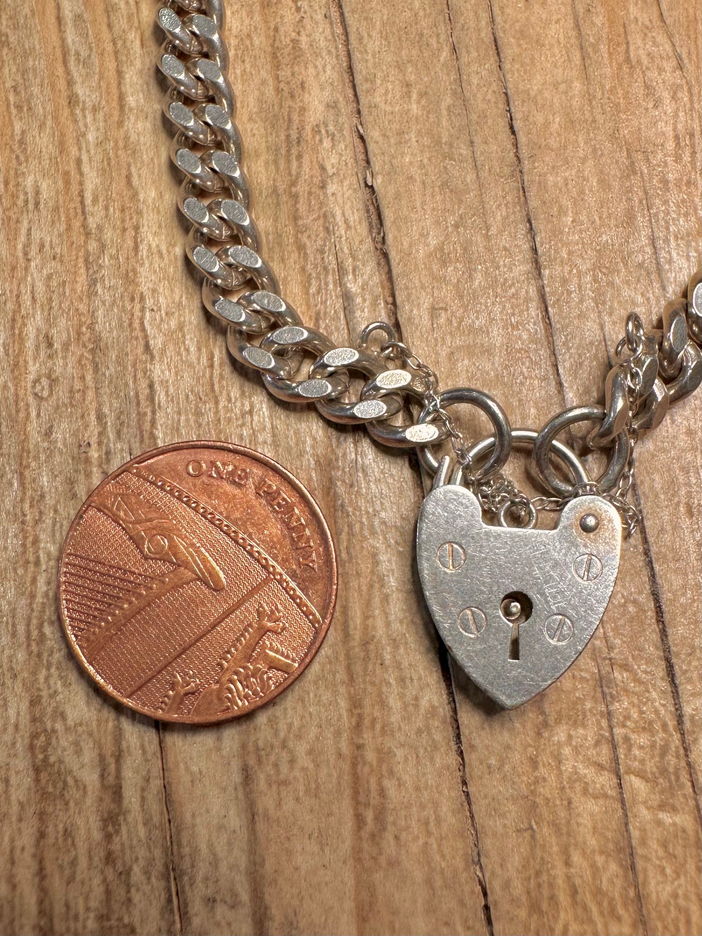 Vintage Heart Padlock Curb Chain 925 Sterling Silver 7 inch Bracelet