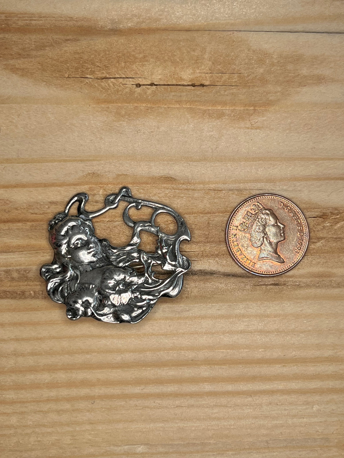 Art Nouveau Flower Girl Birmingham 925 Sterling Silver Brooch