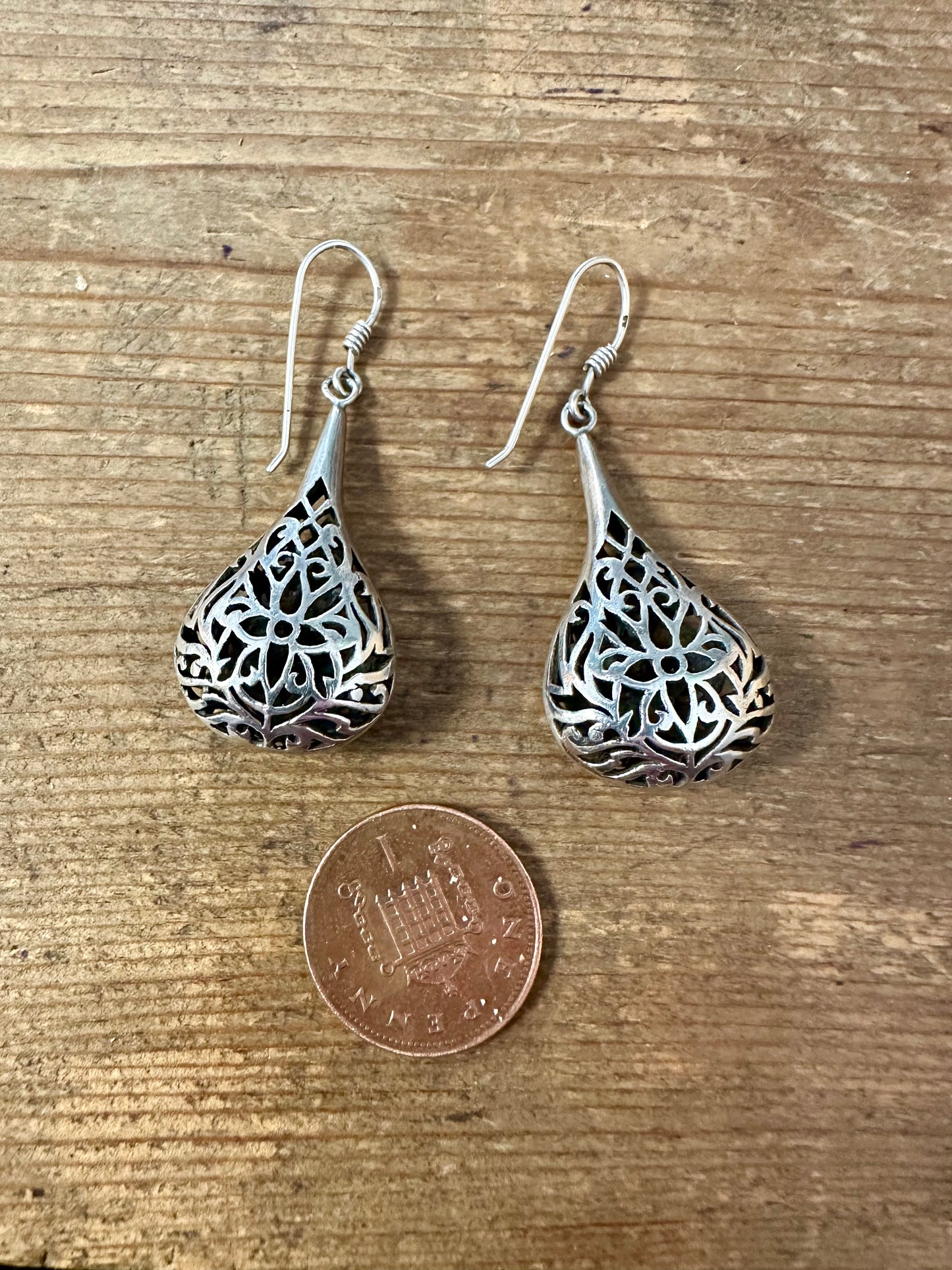 Vintage Filigree Teardrop 925 Silver Earrings