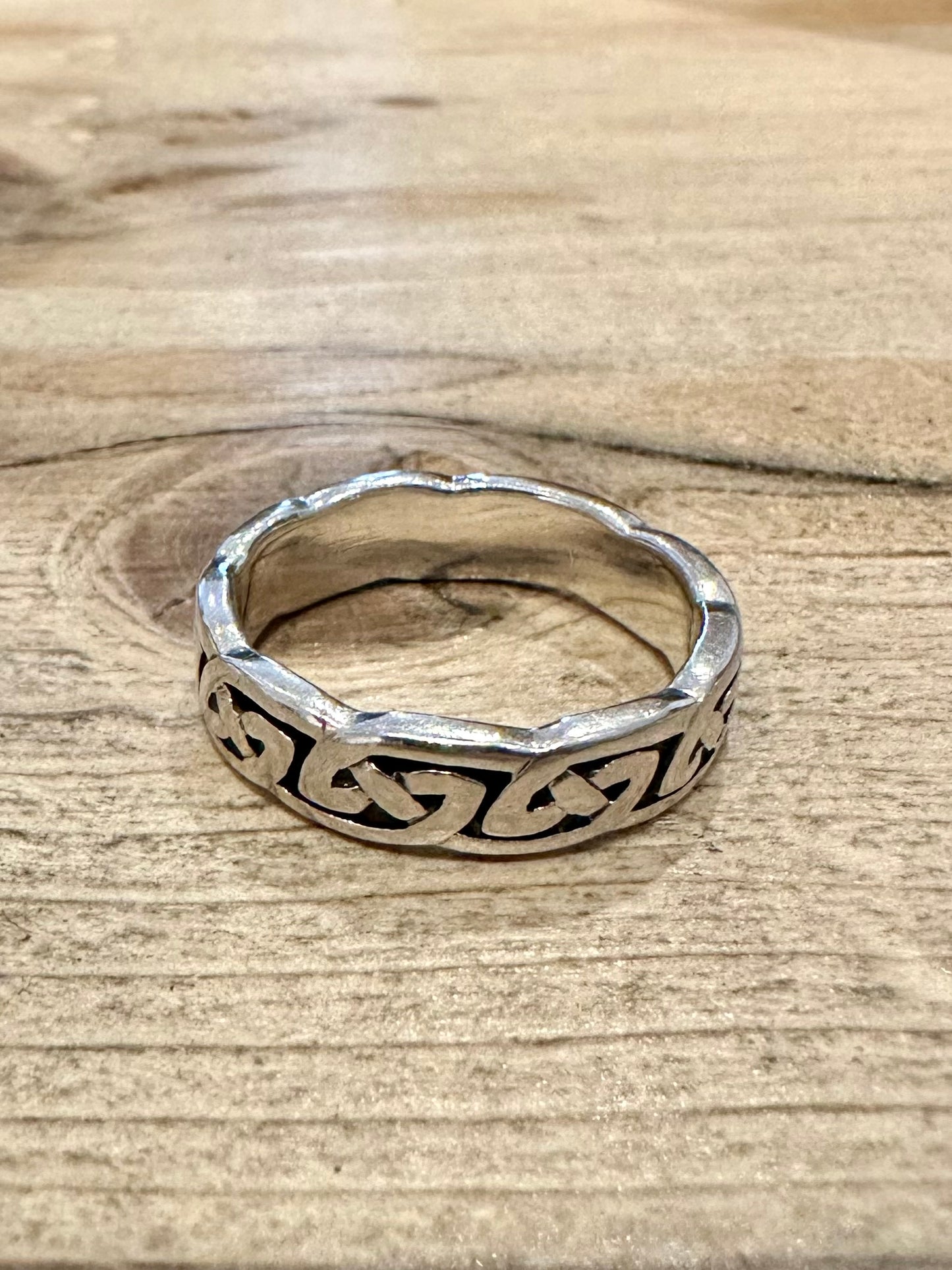 Vintage Celtic Band 925 Silver Size Q Ring