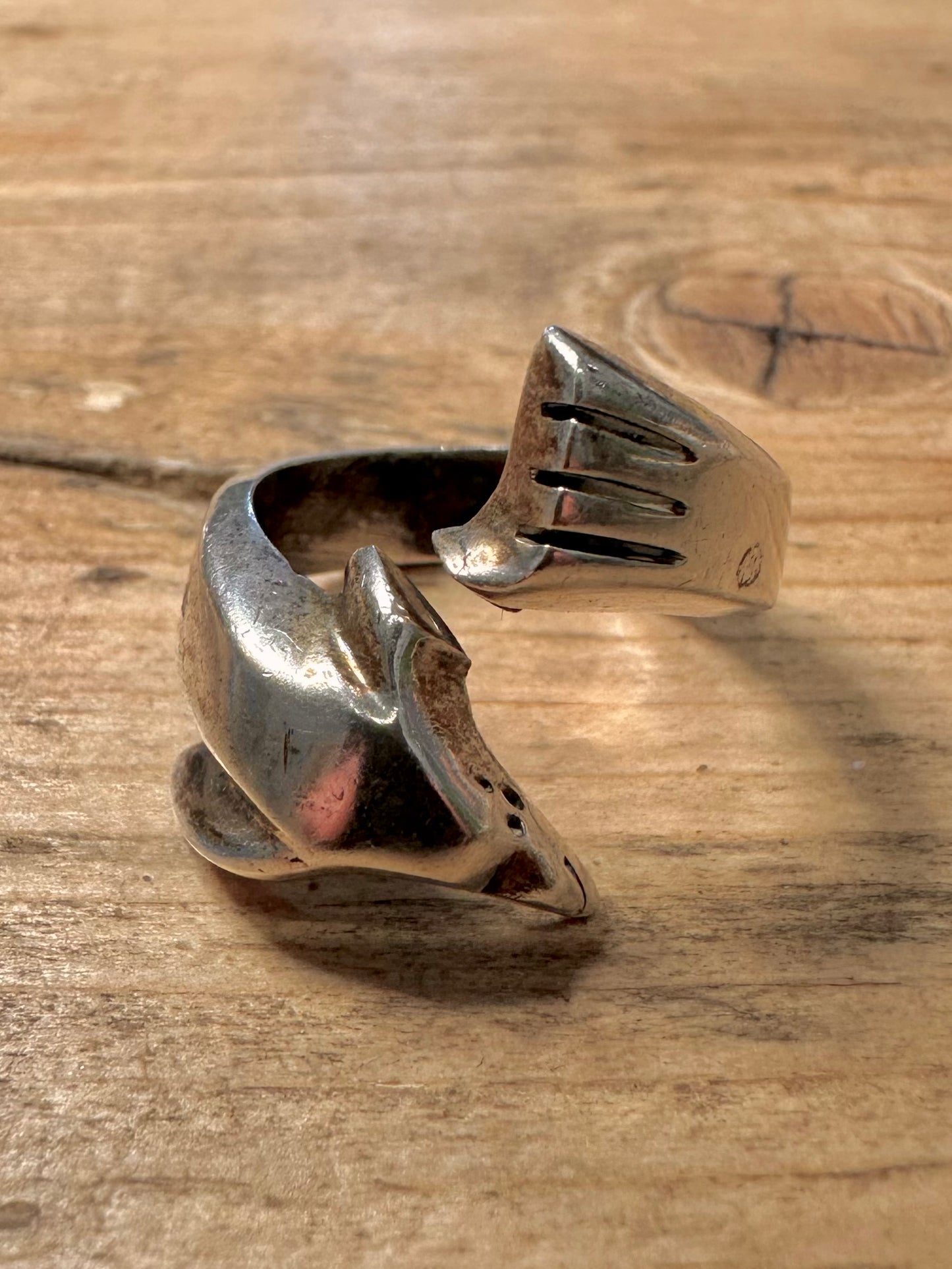 Abstract Dolphin Overlapping 925 Silver Size P Ring