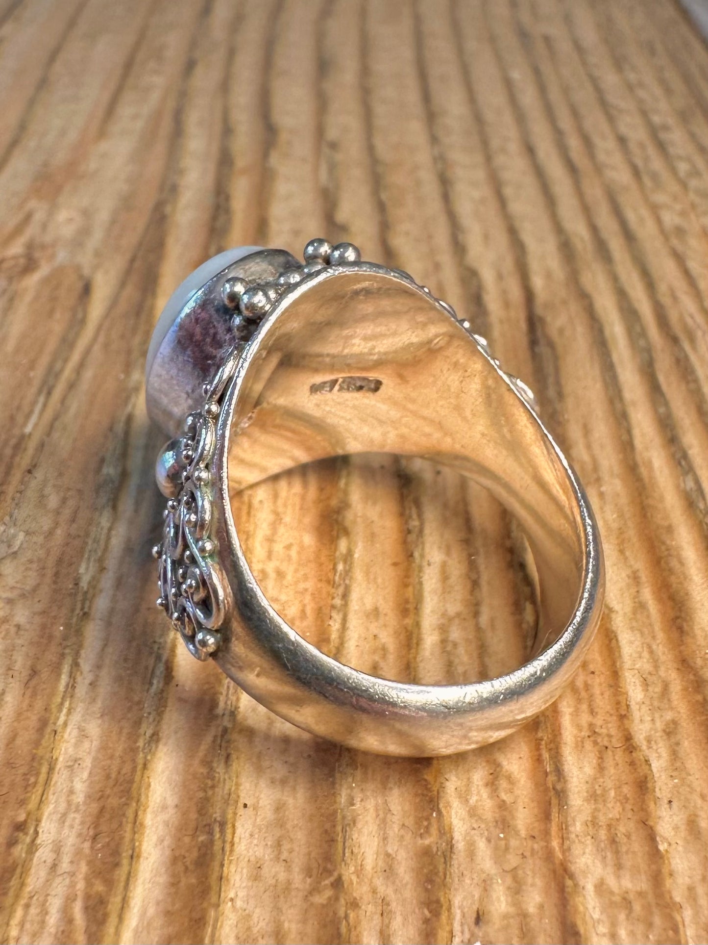 Mother of Pearl Chunky Suarti Intricate 925 Sterling Silver Size S Ring