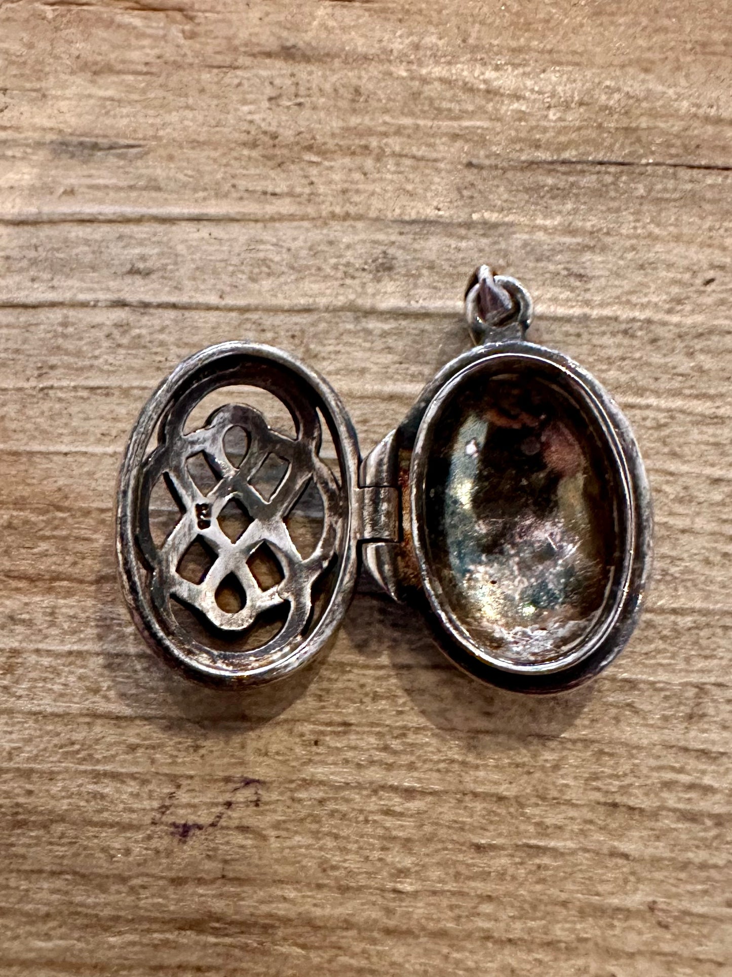 Vintage Celtic Oval Filigree 925 Silver Locket Pendant