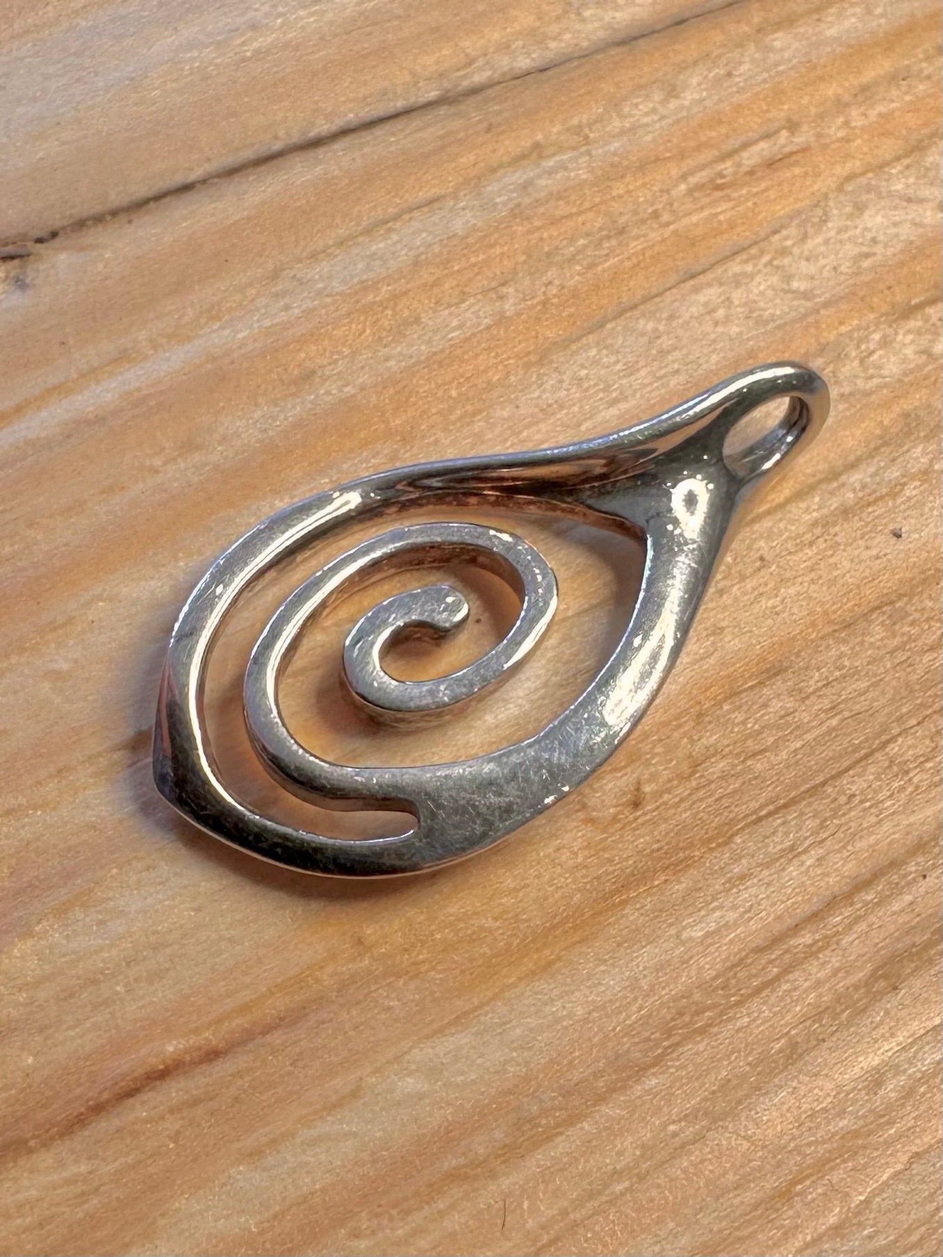 Modern Abstract Swirl 925 Silver Pendant