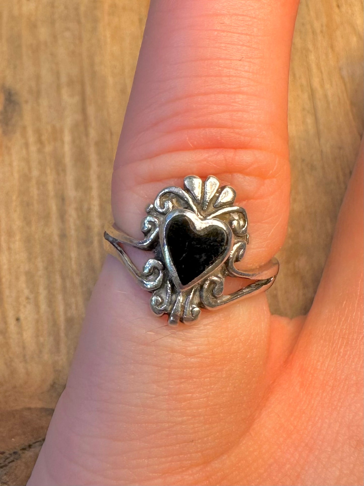 Black Heart Ornate 925 Sterling Silver Size J1/2 Ring