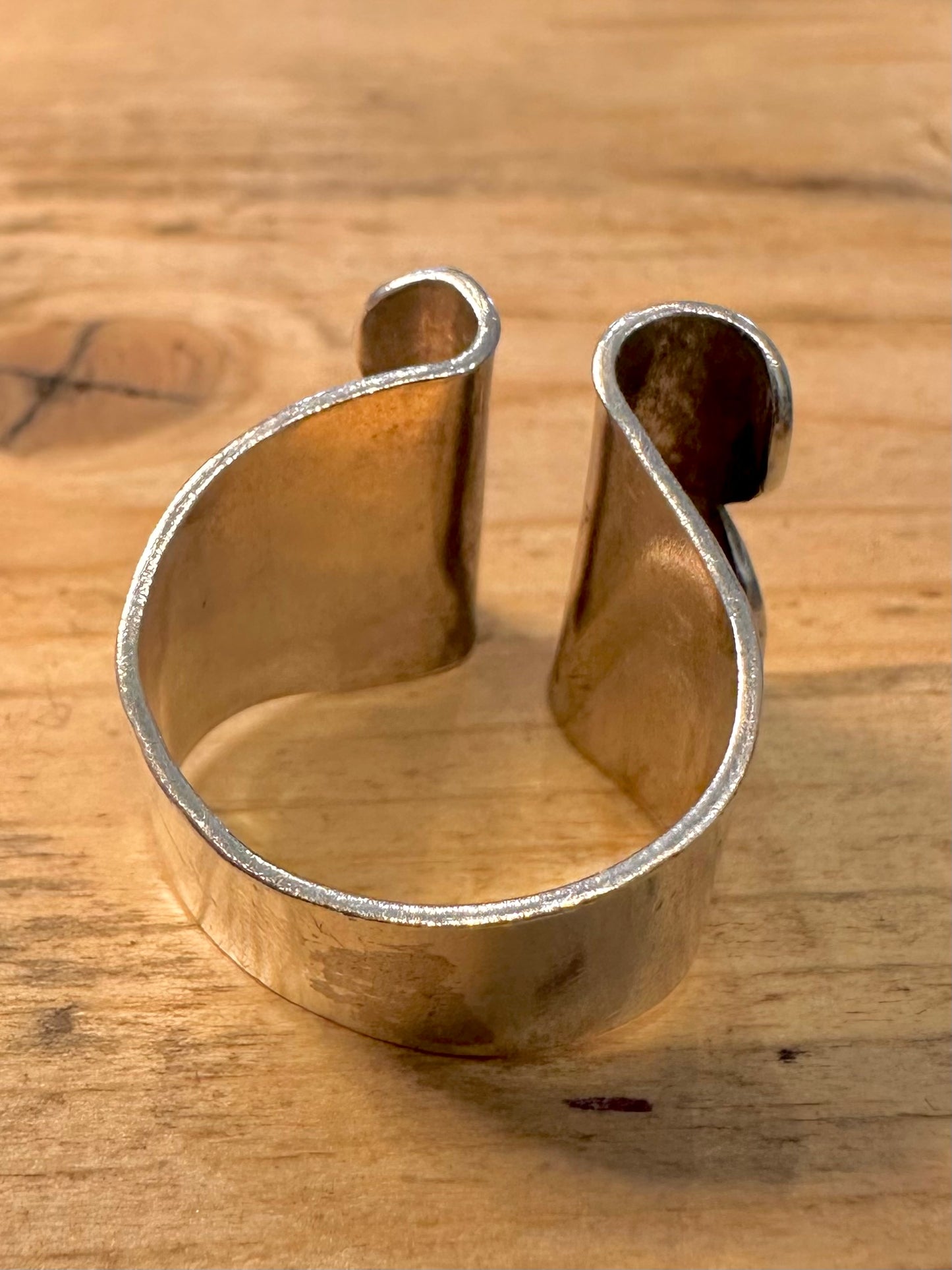 Abstract 2009 Open Front 925 Silver Size Q Ring