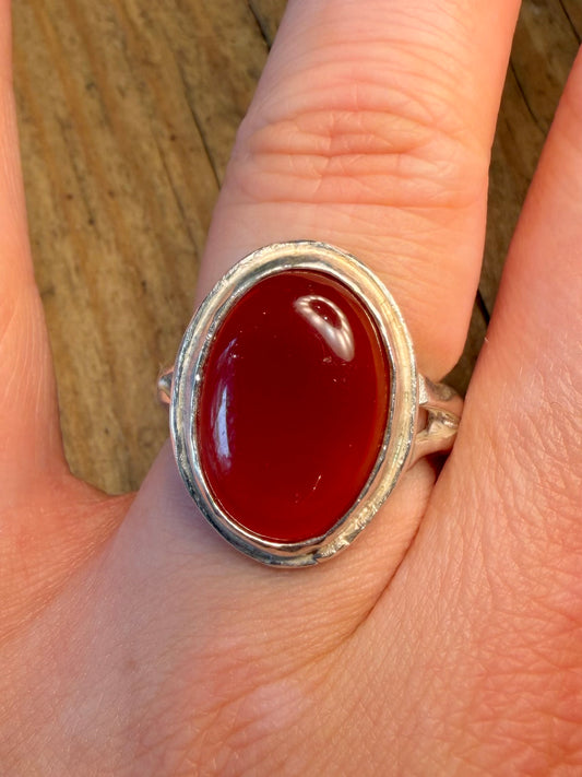 Carnelian Oval Leaf Design Band 925 Sterling Silver Q Ring