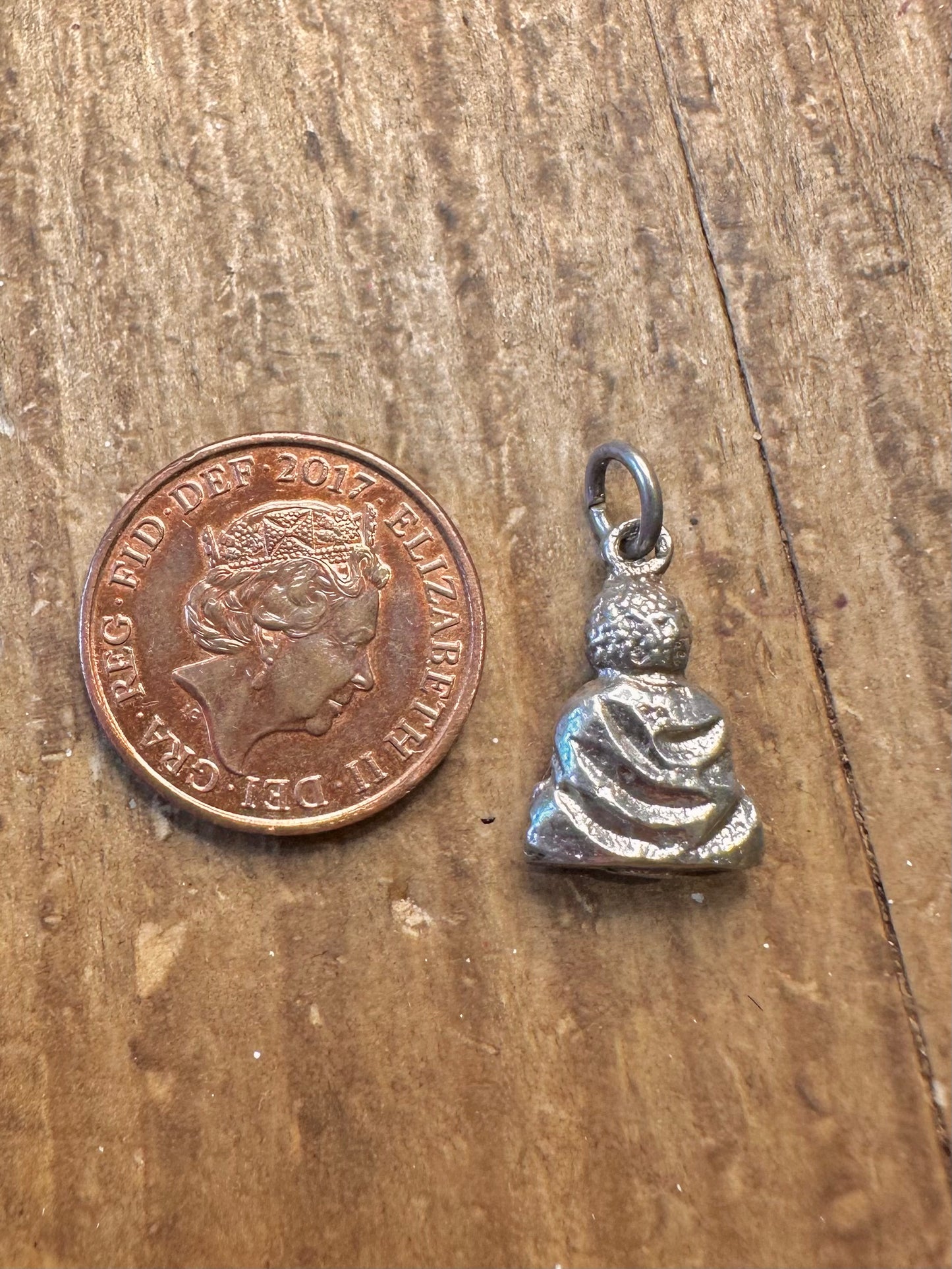 Buddha Sitting 925 Sterling Silver Charm Pendant