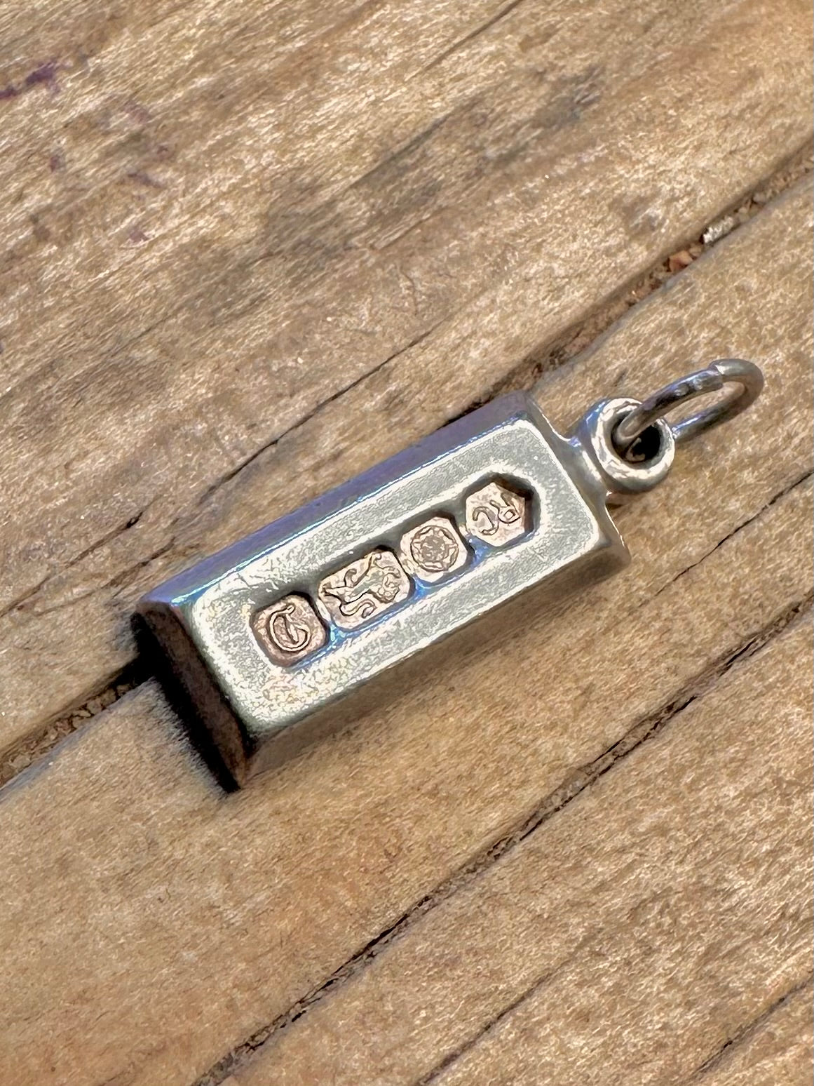 Vintage 1978 Ingot Sheffield 925 Sterling Silver Pendant