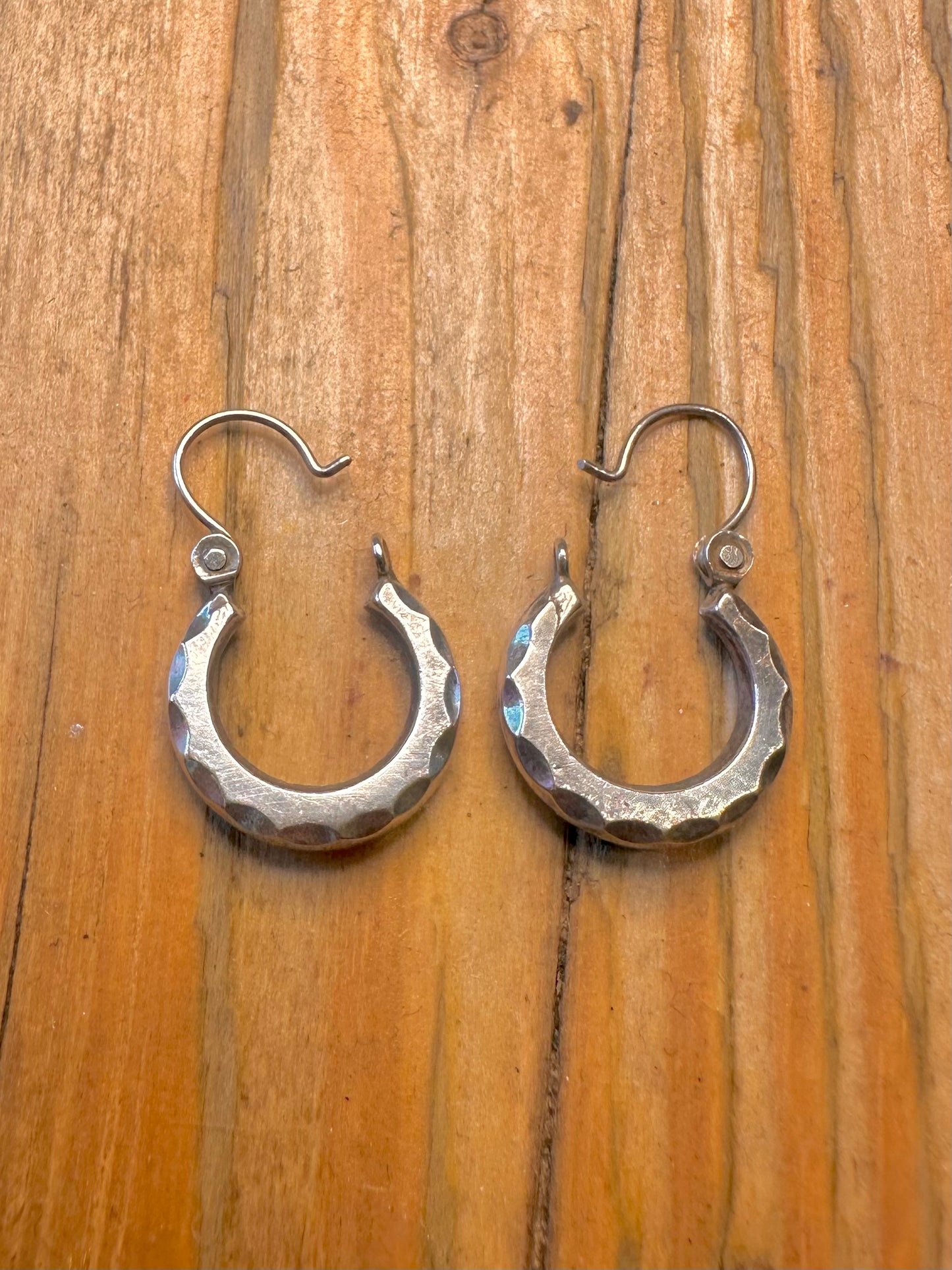 Scolloped Hoops 925 Sterling Silver Earrings