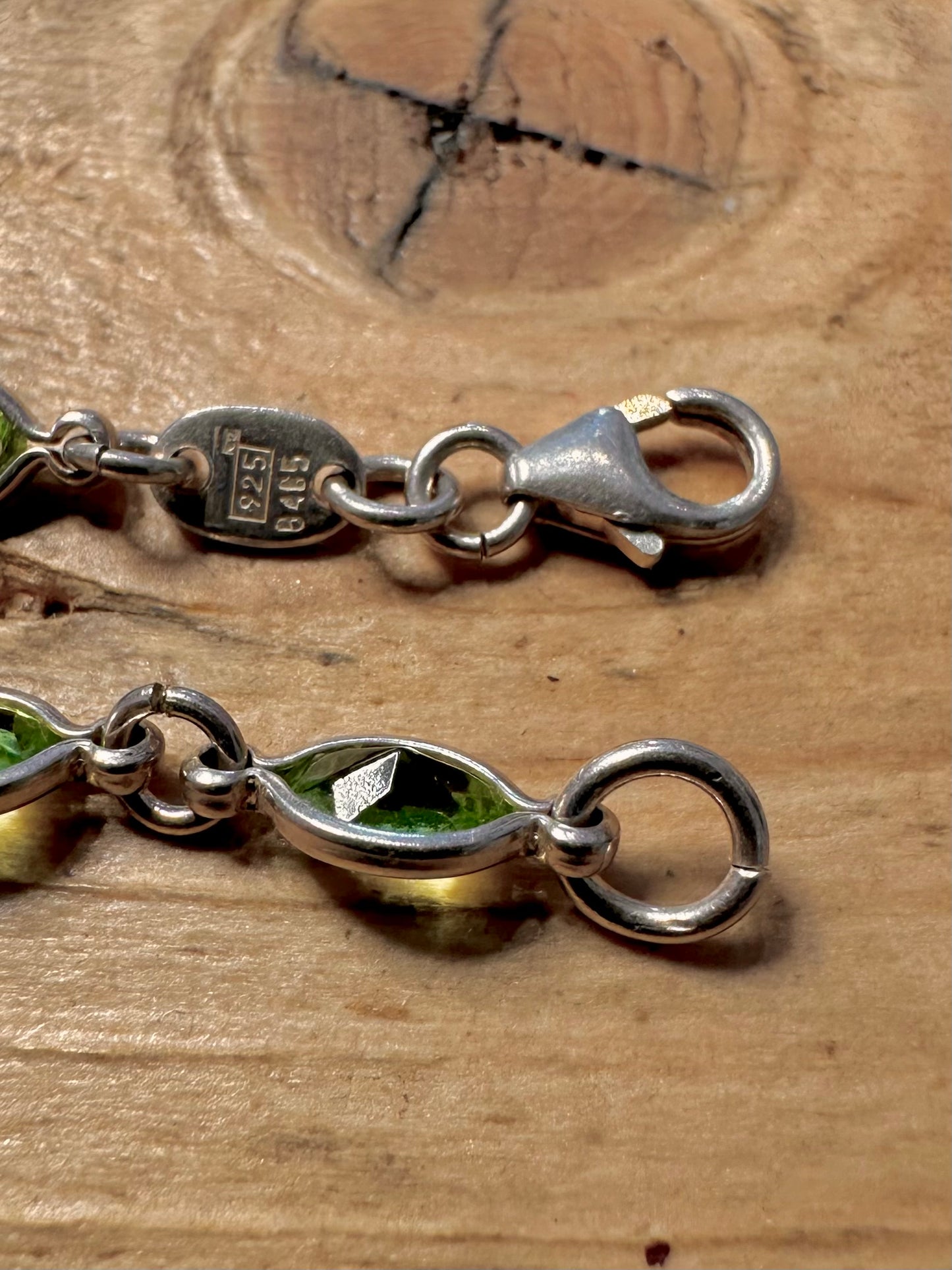 Vintage Green Peridot 925 Silver 17.8 inch Necklace