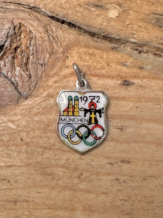 Vintage 1972 München Enamel Olympics Crest 800 Silver Pendant