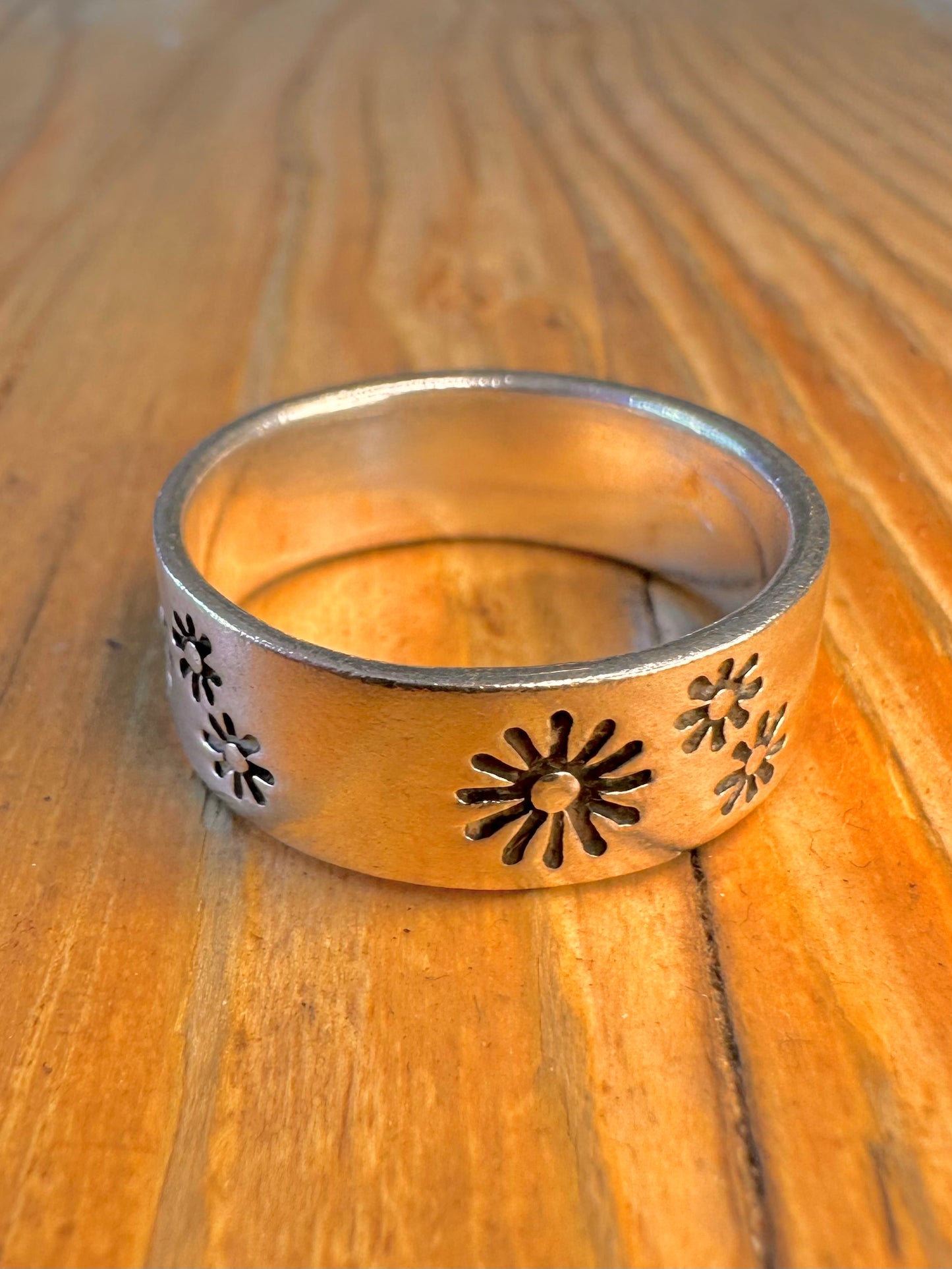 Daisy Flower Band 925 Sterling Silver Size X Ring
