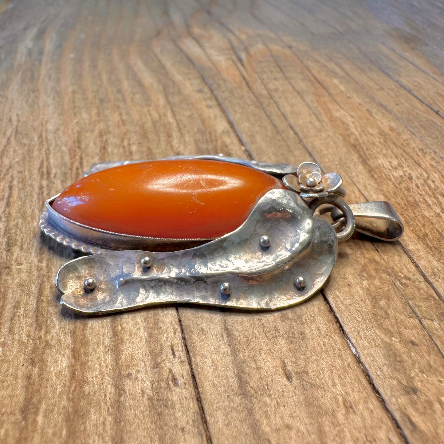 Floral Ornate Amber 900 Silver Pendant