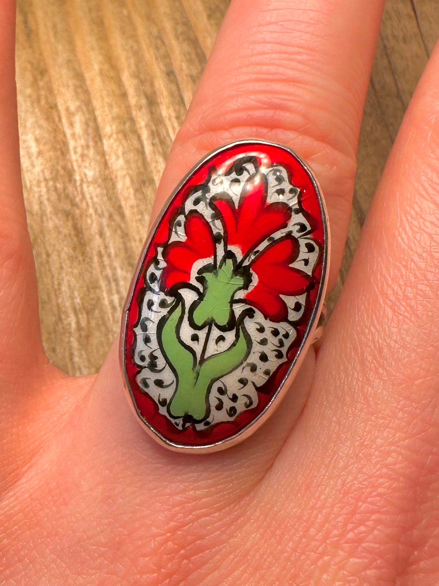 Vintage Red White Painted Flower Design Oval 925 Sterling Silver Size M1/2 Ring