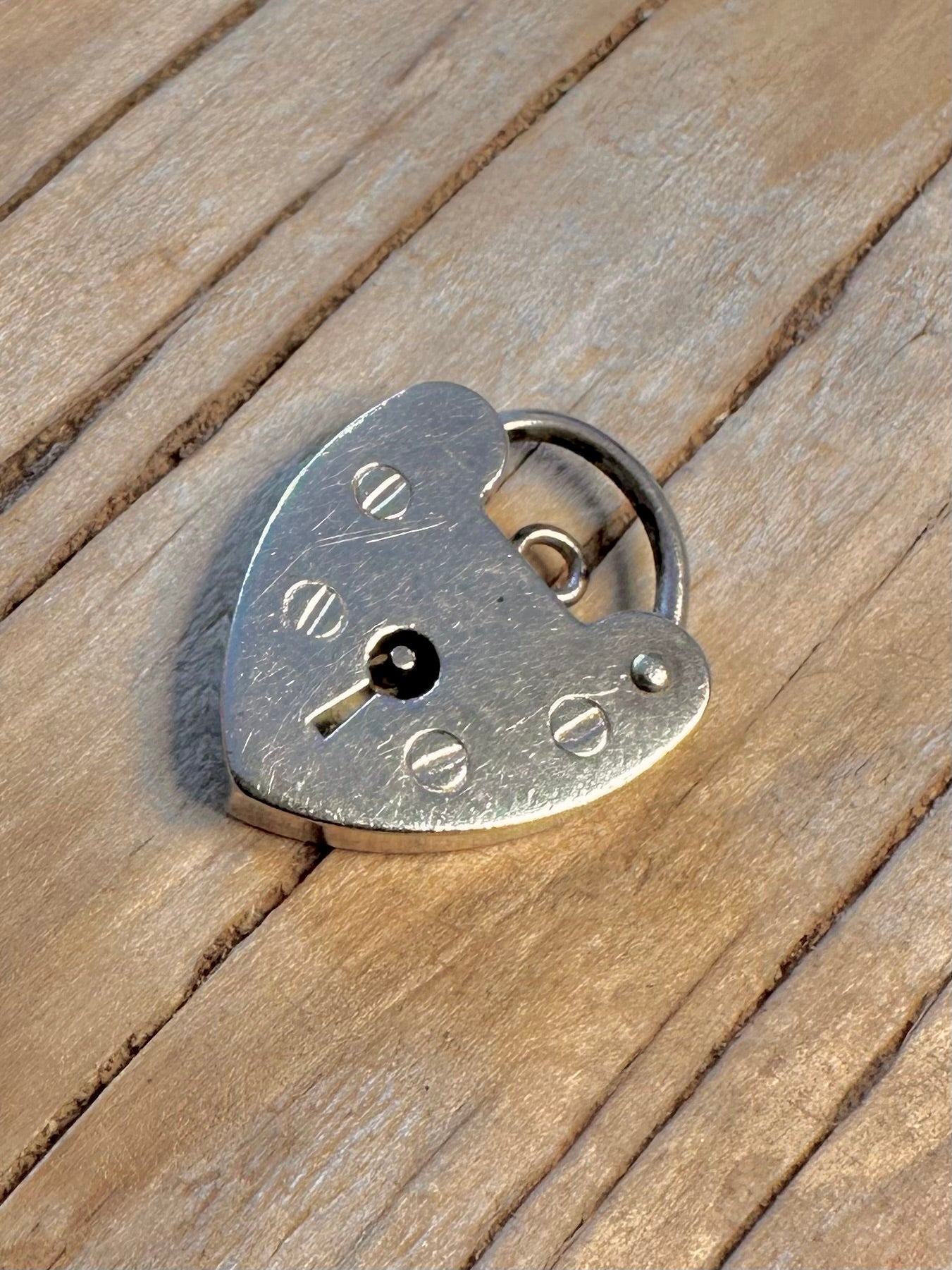 Vintage 1975 Heart Padlock 925 Silver Pendant