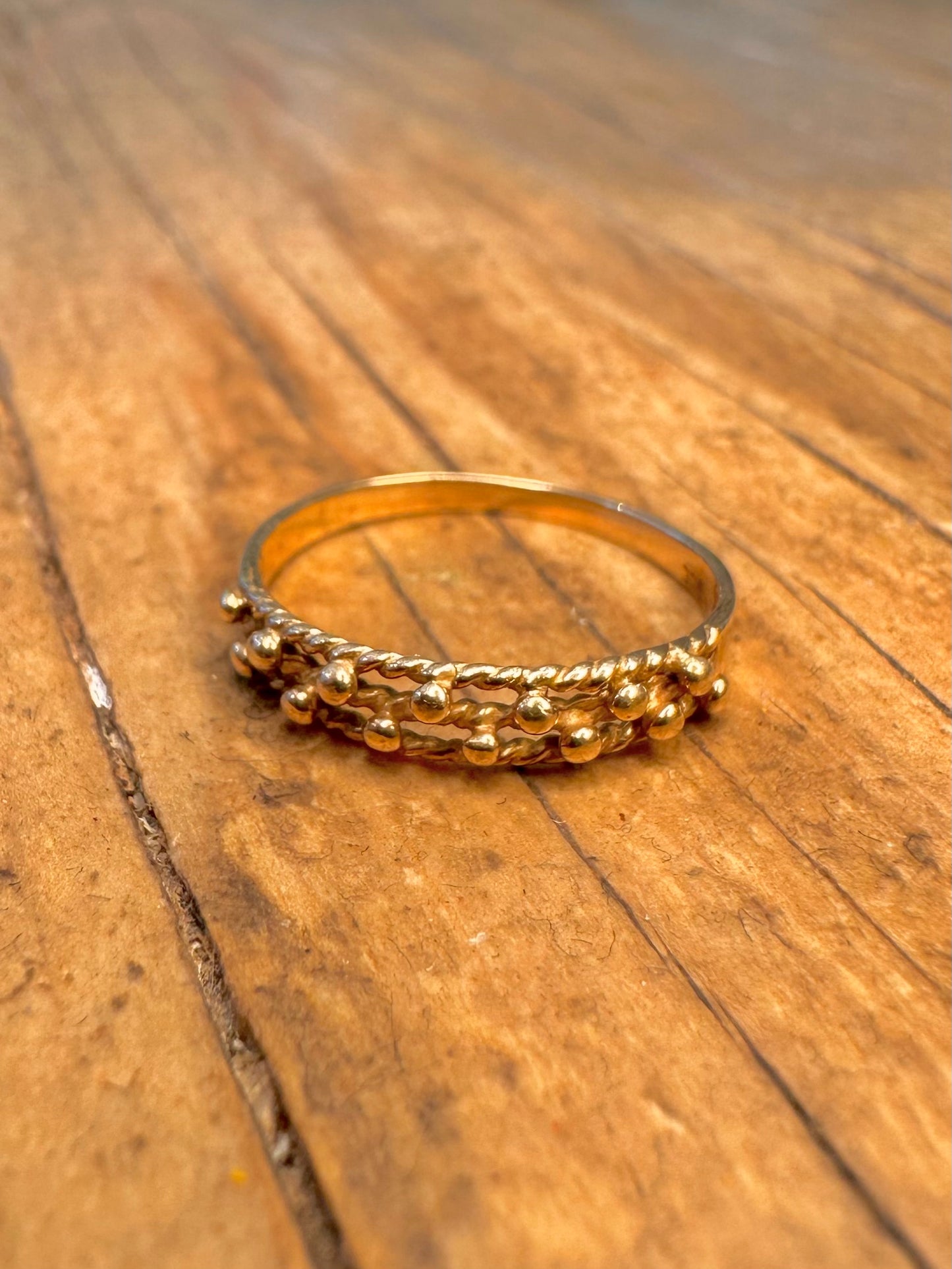 9ct Gold Small Keepers Size G Ring