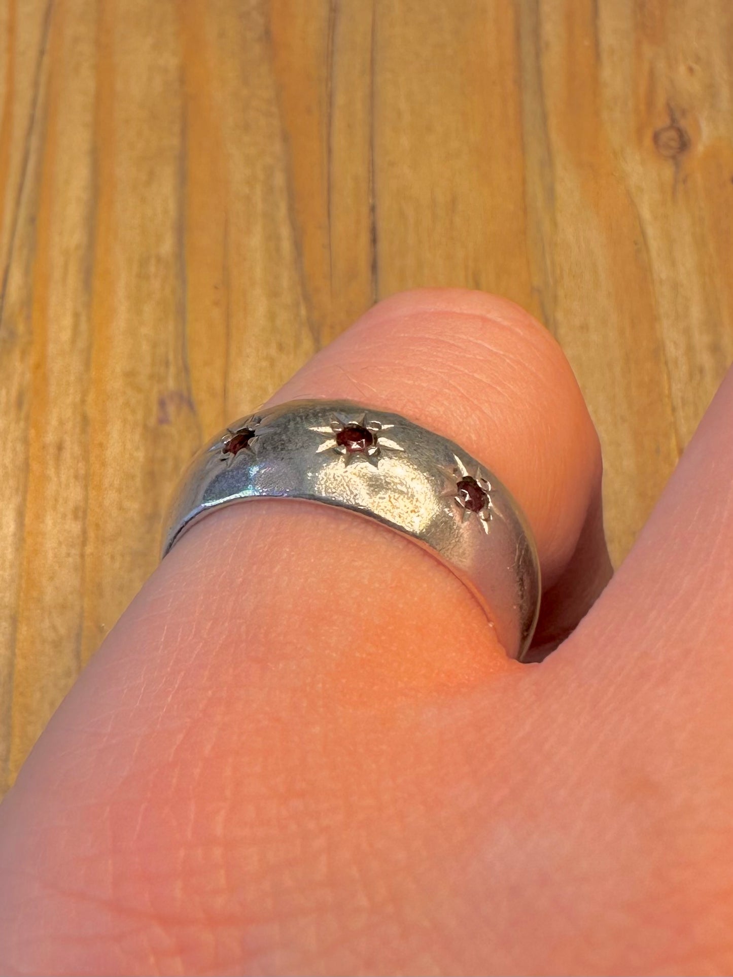 Gypse Style Three Garnet Band 925 Sterling Silver Size O Ring