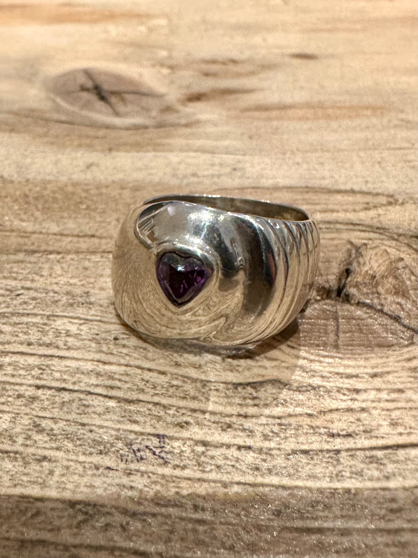 Abstract Purple Heart Textured 925 Silver Size M Ring